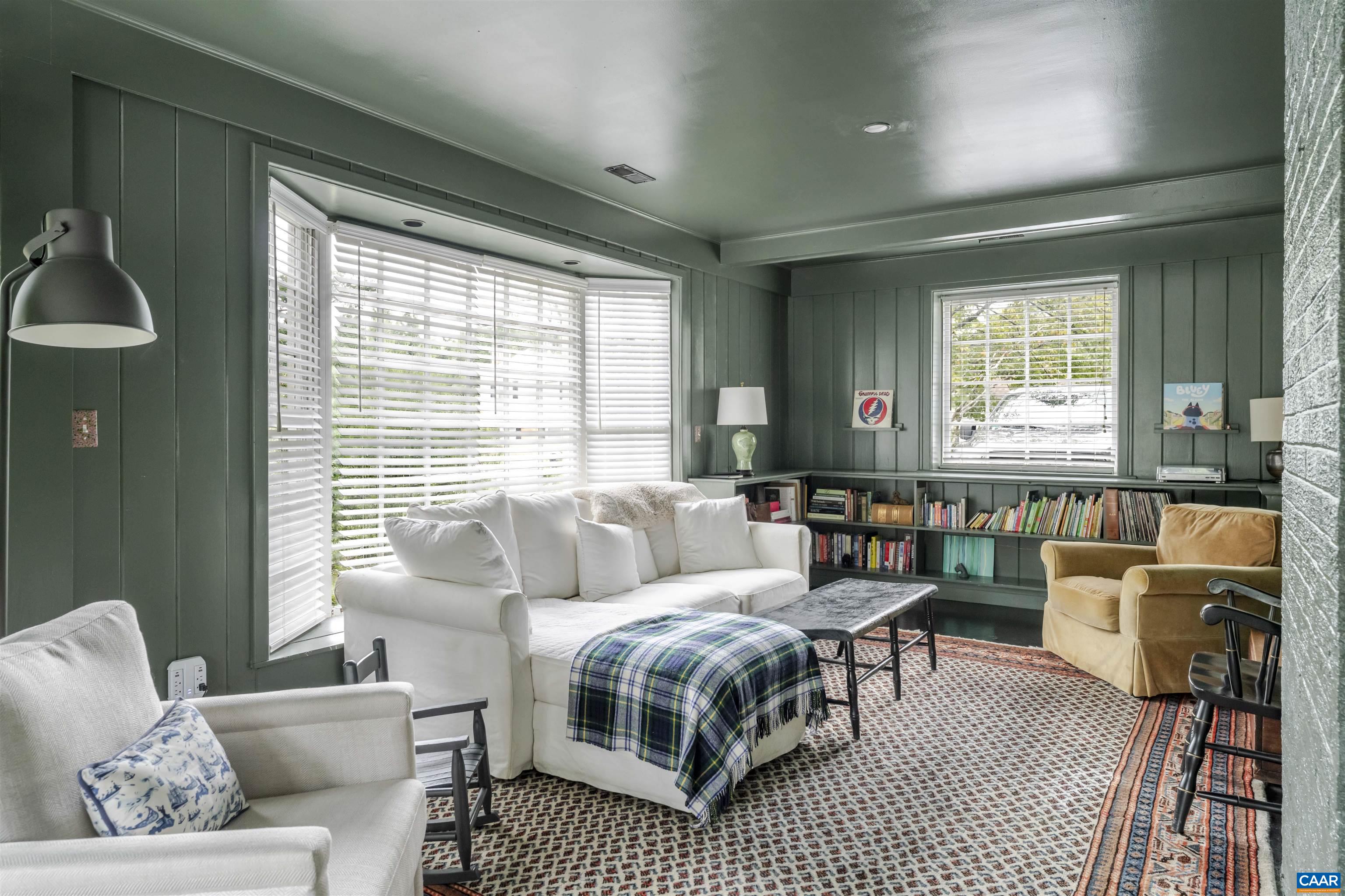 2302 WAKEFIELD RD, CHARLOTTESVILLE, Virginia 22901, 4 Bedrooms Bedrooms, ,3 BathroomsBathrooms,Residential,2302 WAKEFIELD RD,669647 MLS # 669647