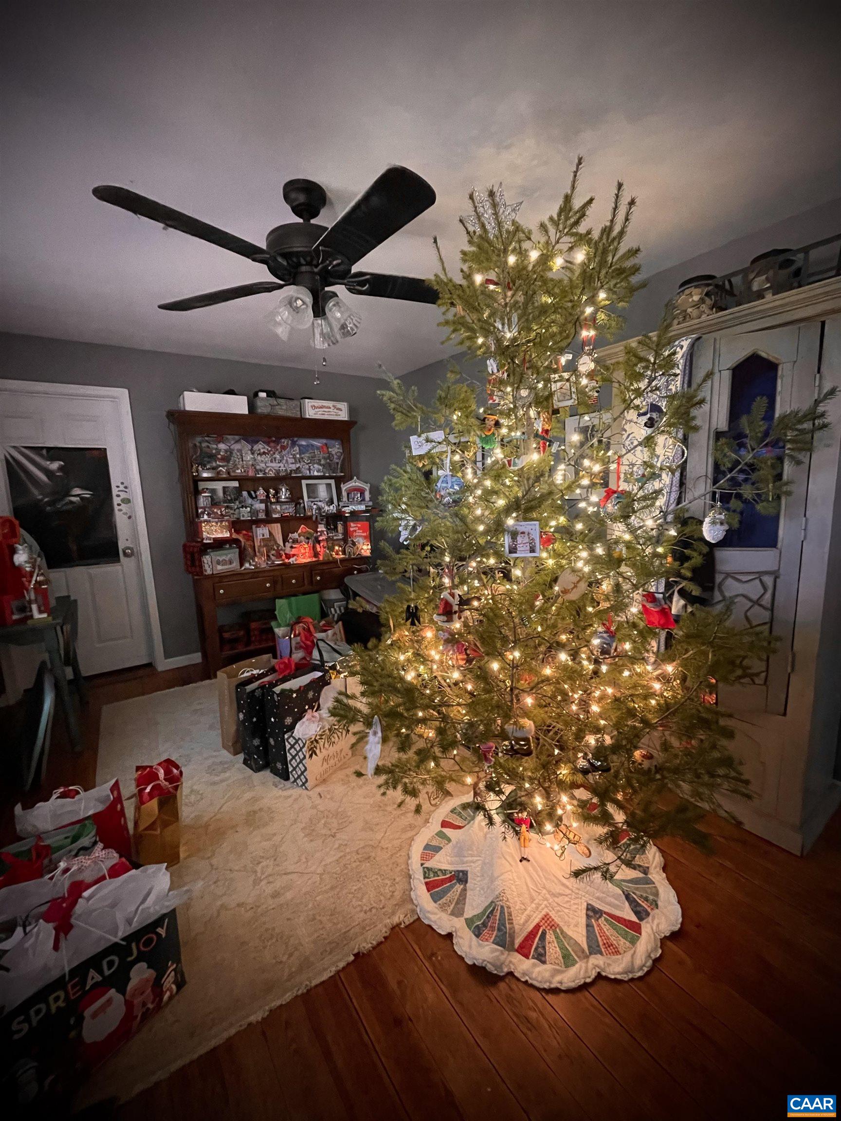 9702 HATTON FERRY RD, SCOTTSVILLE, Virginia 24590, 3 Bedrooms Bedrooms, ,2 BathroomsBathrooms,Residential,9702 HATTON FERRY RD,669648 MLS # 669648