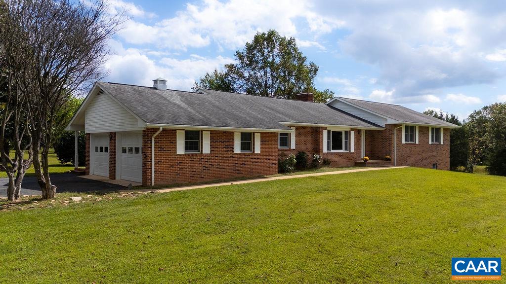 10694 ROCKFISH VALLEY HWY, AFTON, Virginia 22920, 3 Bedrooms Bedrooms, ,2 BathroomsBathrooms,Residential,10694 ROCKFISH VALLEY HWY,669649 MLS # 669649