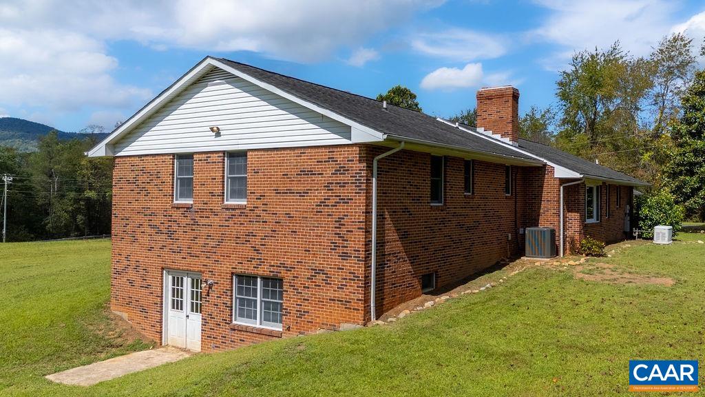 10694 ROCKFISH VALLEY HWY, AFTON, Virginia 22920, 3 Bedrooms Bedrooms, ,2 BathroomsBathrooms,Residential,10694 ROCKFISH VALLEY HWY,669649 MLS # 669649