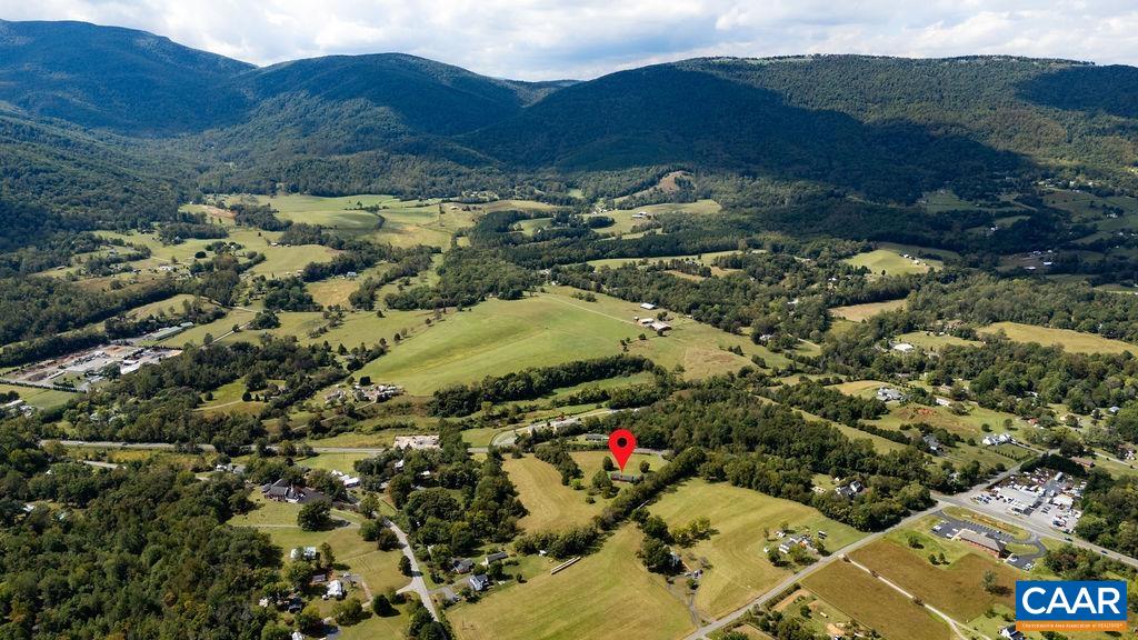 10694 ROCKFISH VALLEY HWY, AFTON, Virginia 22920, 3 Bedrooms Bedrooms, ,2 BathroomsBathrooms,Residential,10694 ROCKFISH VALLEY HWY,669649 MLS # 669649