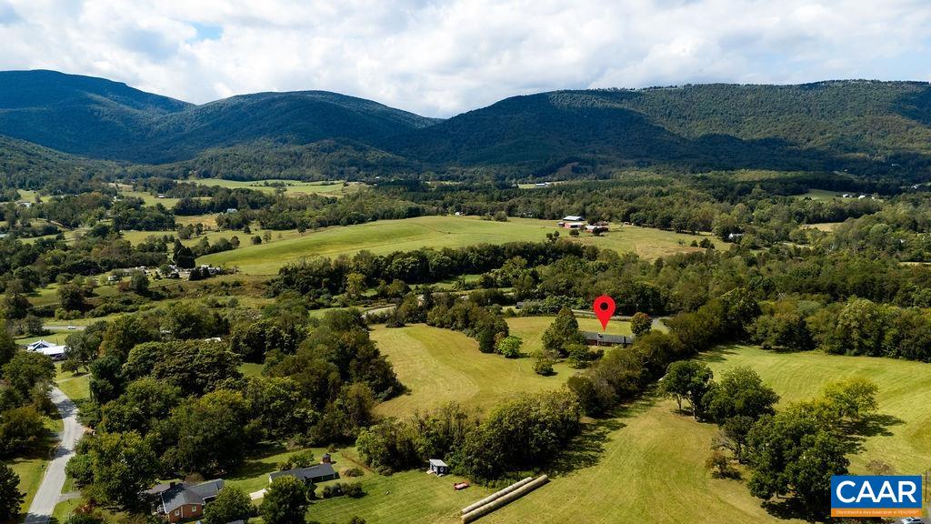 10694 ROCKFISH VALLEY HWY, AFTON, Virginia 22920, 3 Bedrooms Bedrooms, ,2 BathroomsBathrooms,Residential,10694 ROCKFISH VALLEY HWY,669649 MLS # 669649
