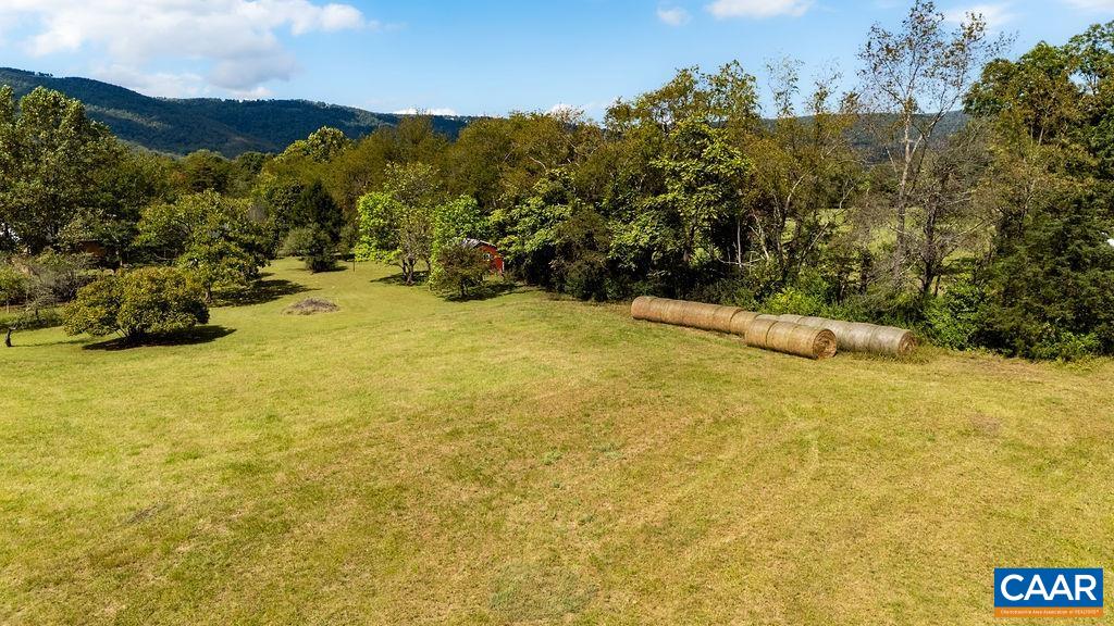10694 ROCKFISH VALLEY HWY, AFTON, Virginia 22920, 3 Bedrooms Bedrooms, ,2 BathroomsBathrooms,Residential,10694 ROCKFISH VALLEY HWY,669649 MLS # 669649