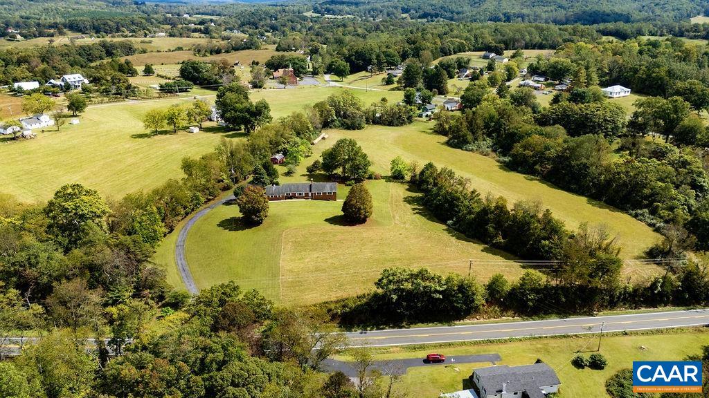 10694 ROCKFISH VALLEY HWY, AFTON, Virginia 22920, 3 Bedrooms Bedrooms, ,2 BathroomsBathrooms,Residential,10694 ROCKFISH VALLEY HWY,669649 MLS # 669649