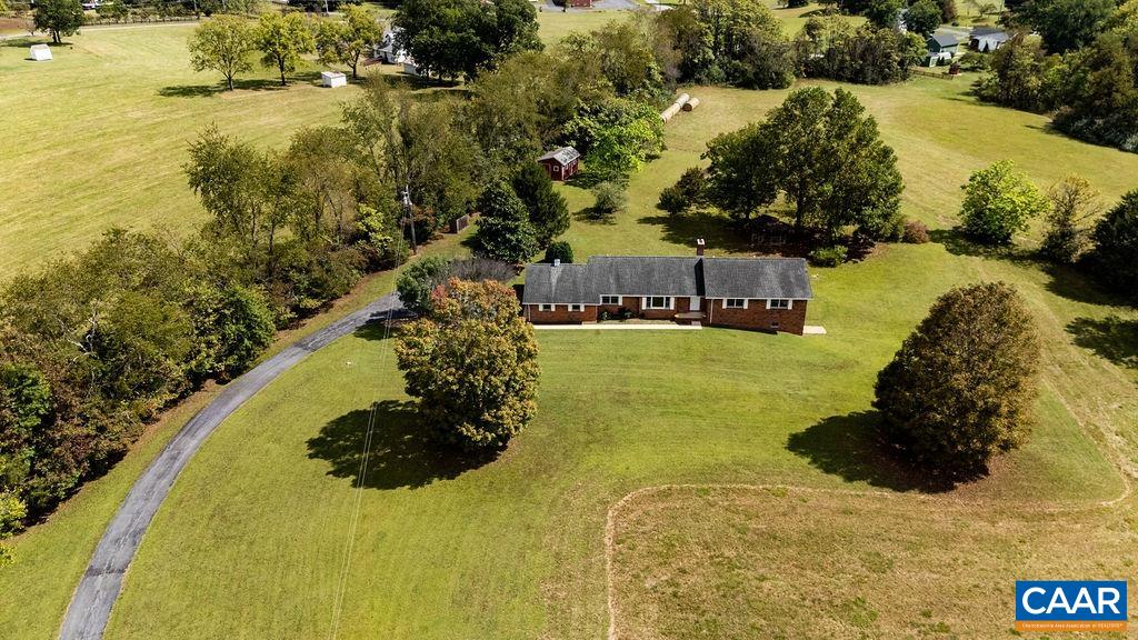 10694 ROCKFISH VALLEY HWY, AFTON, Virginia 22920, 3 Bedrooms Bedrooms, ,2 BathroomsBathrooms,Residential,10694 ROCKFISH VALLEY HWY,669649 MLS # 669649