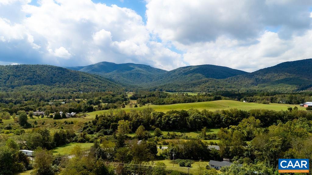 10694 ROCKFISH VALLEY HWY, AFTON, Virginia 22920, 3 Bedrooms Bedrooms, ,2 BathroomsBathrooms,Residential,10694 ROCKFISH VALLEY HWY,669649 MLS # 669649