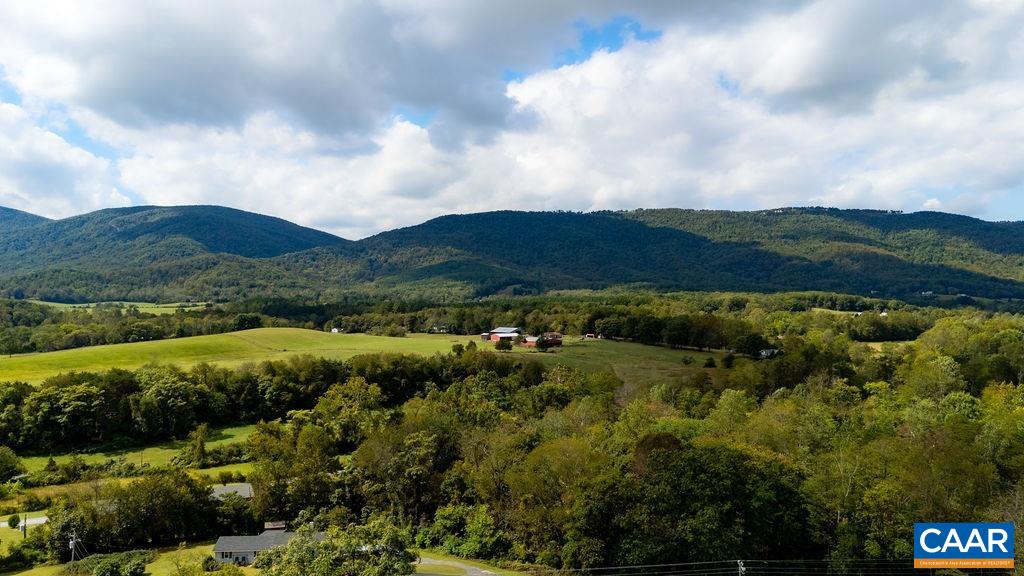 10694 ROCKFISH VALLEY HWY, AFTON, Virginia 22920, 3 Bedrooms Bedrooms, ,2 BathroomsBathrooms,Residential,10694 ROCKFISH VALLEY HWY,669649 MLS # 669649