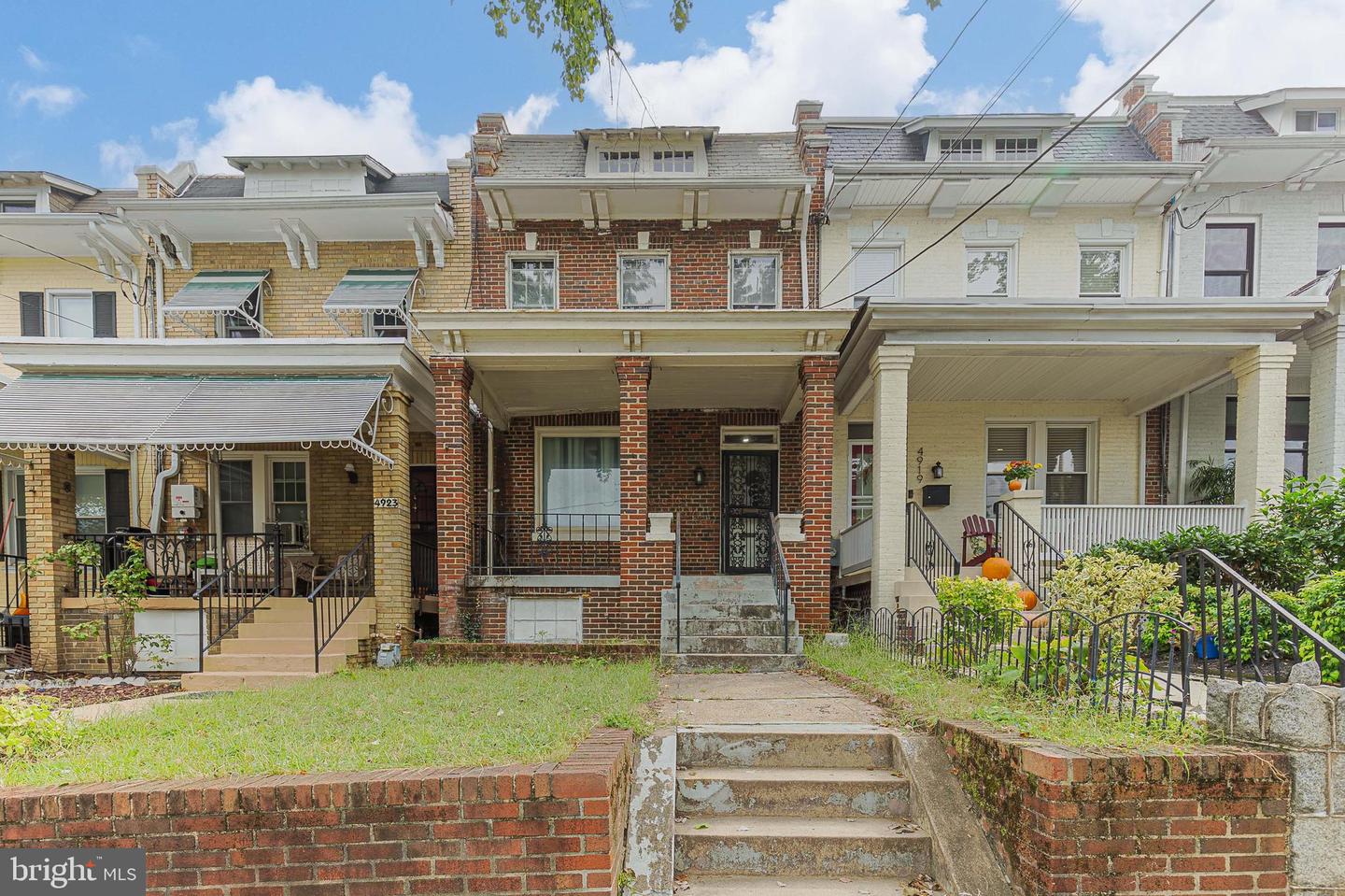 4921 7TH ST NW, WASHINGTON, District Of Columbia 20011, 3 Bedrooms Bedrooms, ,1 BathroomBathrooms,Residential,For sale,4921 7TH ST NW,DCDC2209038 MLS # DCDC2209038