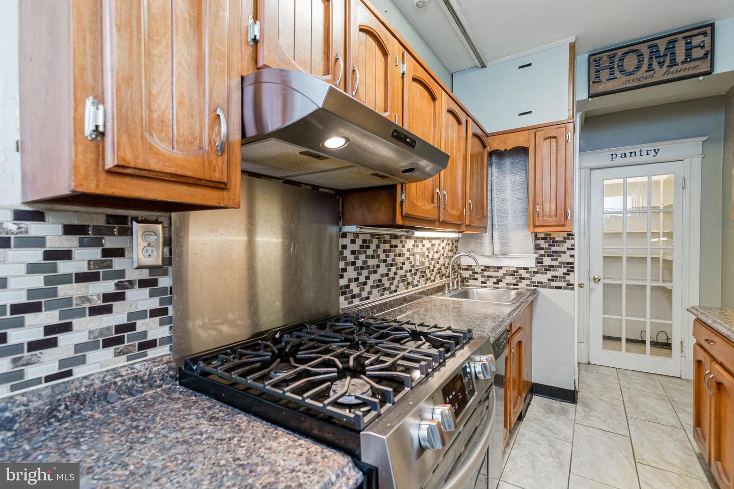 4921 7TH ST NW, WASHINGTON, District Of Columbia 20011, 3 Bedrooms Bedrooms, ,1 BathroomBathrooms,Residential,For sale,4921 7TH ST NW,DCDC2209038 MLS # DCDC2209038