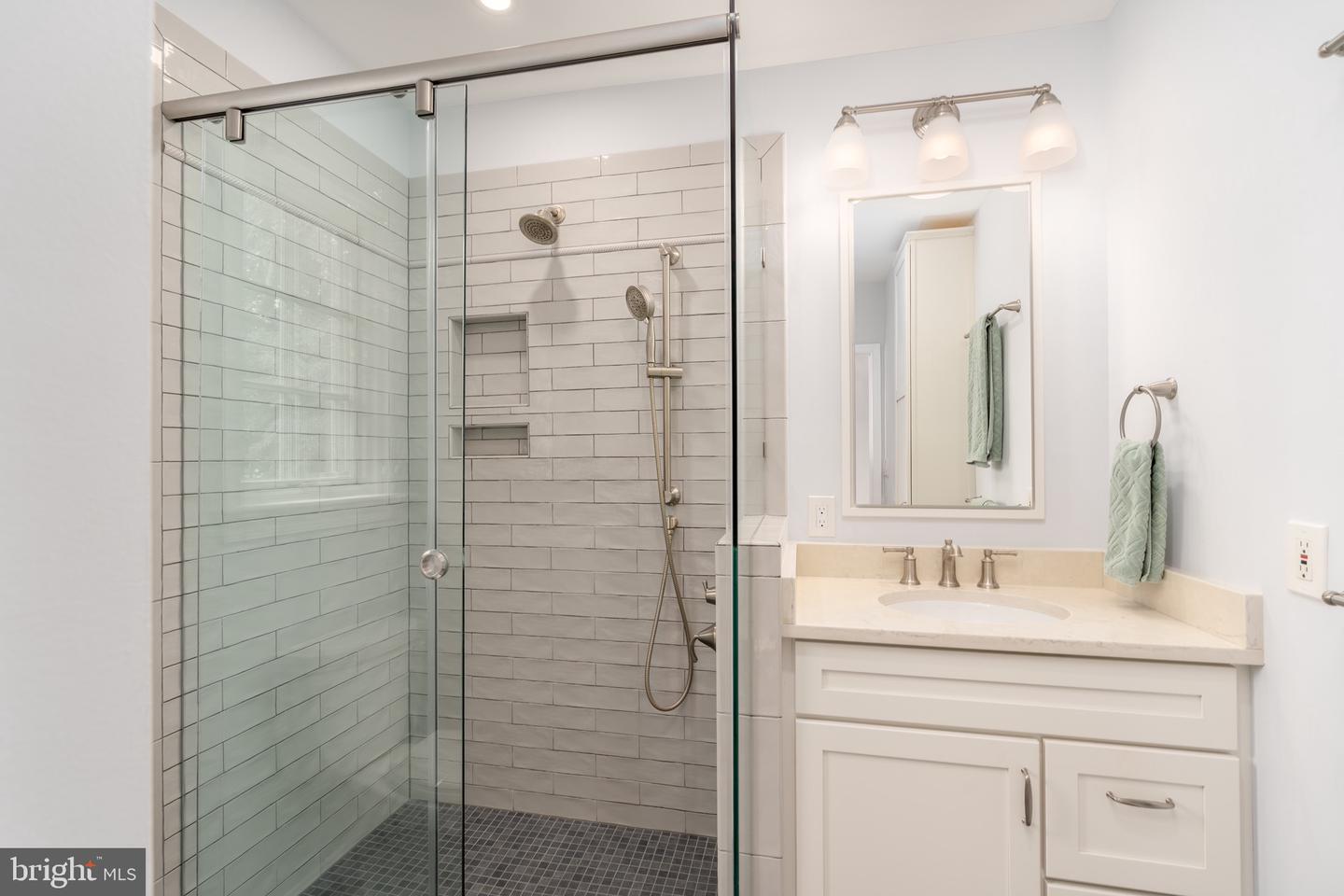 530 F STREET TER SE, WASHINGTON, District Of Columbia 20003, 3 Bedrooms Bedrooms, ,2 BathroomsBathrooms,Residential,For sale,530 F STREET TER SE,DCDC2214000 MLS # DCDC2214000