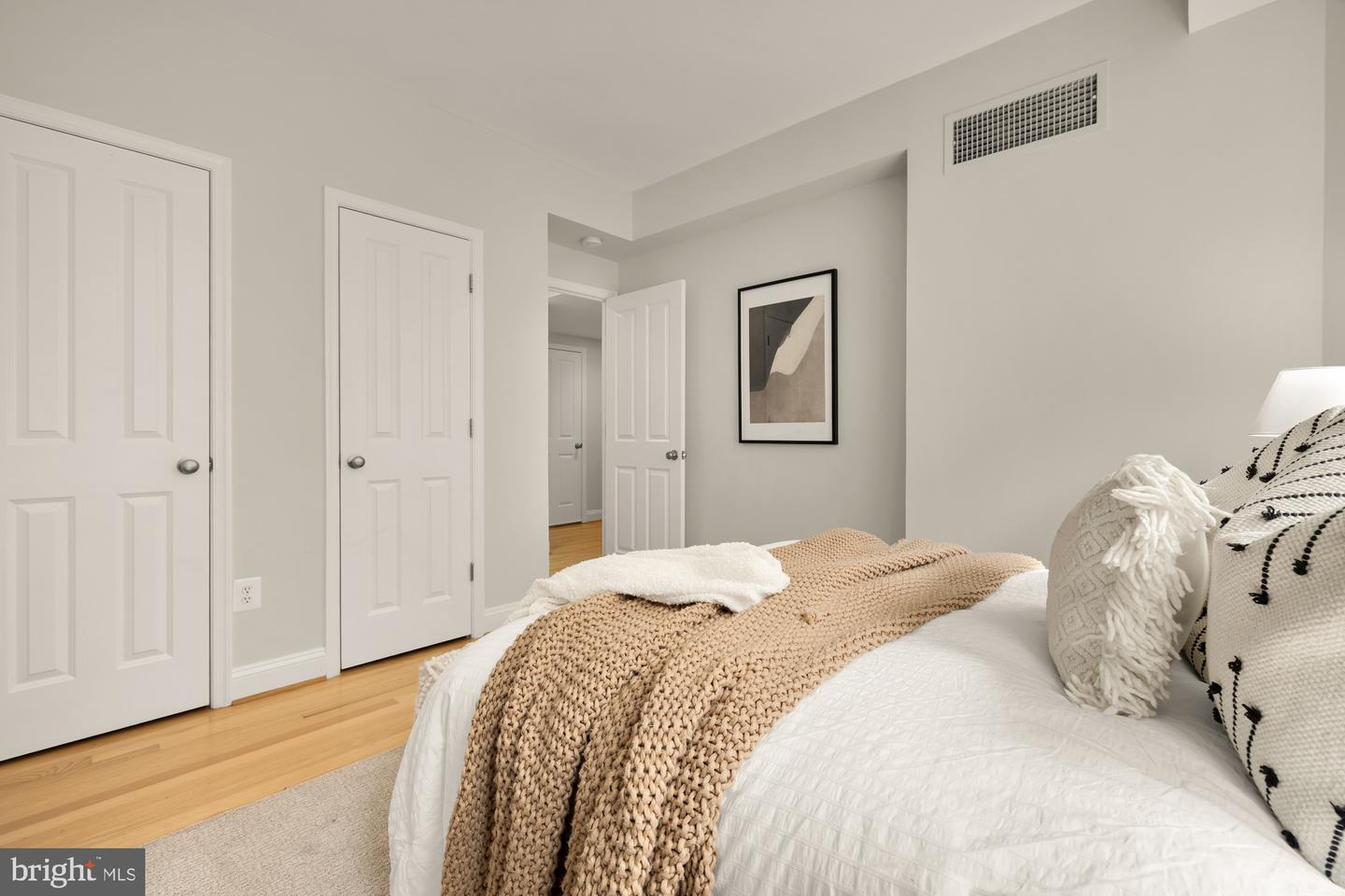 1701 16TH ST NW #734, WASHINGTON, District Of Columbia 20009, 2 Bedrooms Bedrooms, 5 Rooms Rooms,1 BathroomBathrooms,Residential,For sale,1701 16TH ST NW #734,DCDC2217522 MLS # DCDC2217522