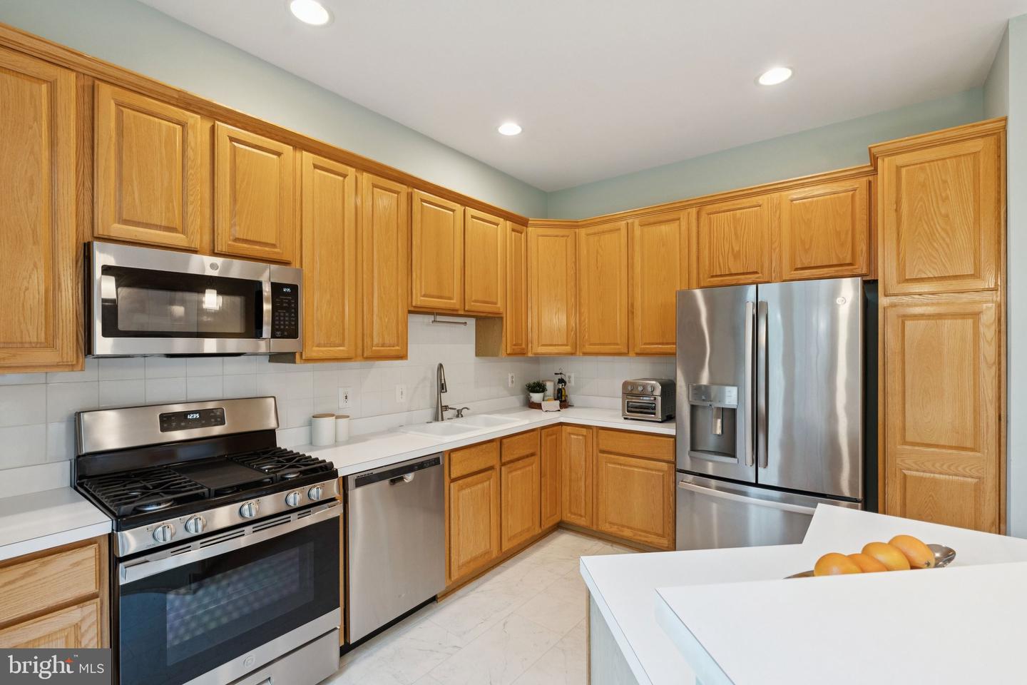 25368 HERRING CREEK DR, CHANTILLY, Virginia 20152, 3 Bedrooms Bedrooms, ,2 BathroomsBathrooms,Residential,For sale,25368 HERRING CREEK DR,VALO2106292 MLS # VALO2106292
