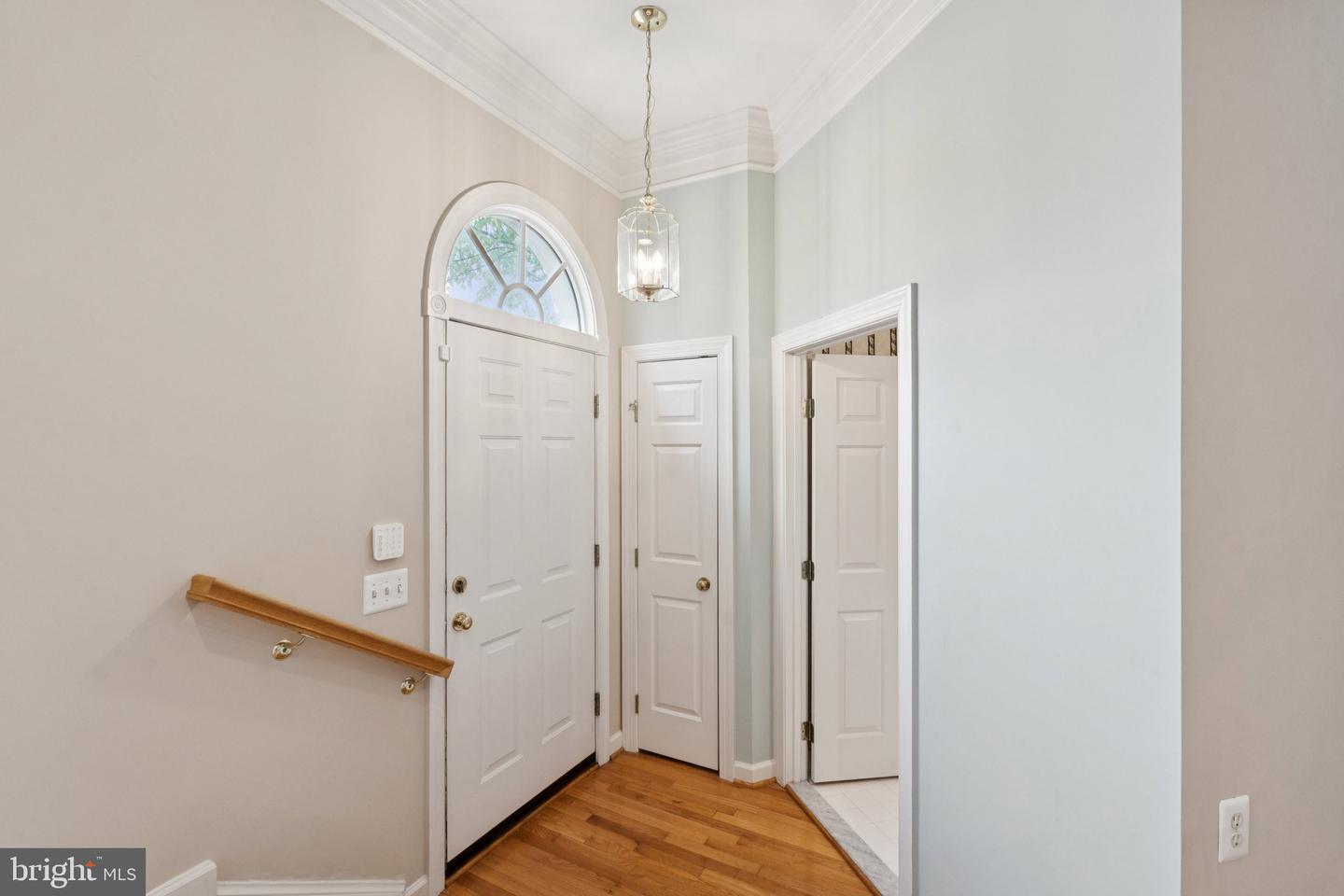 25368 HERRING CREEK DR, CHANTILLY, Virginia 20152, 3 Bedrooms Bedrooms, ,2 BathroomsBathrooms,Residential,For sale,25368 HERRING CREEK DR,VALO2106292 MLS # VALO2106292