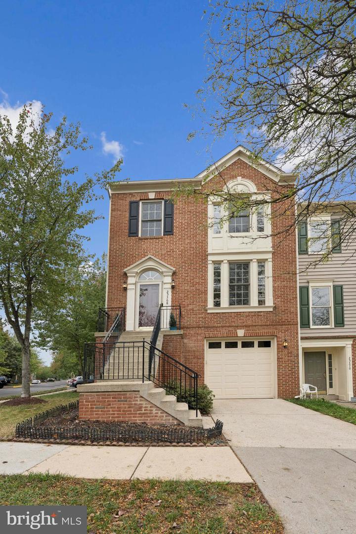 25368 HERRING CREEK DR, CHANTILLY, Virginia 20152, 3 Bedrooms Bedrooms, ,2 BathroomsBathrooms,Residential,For sale,25368 HERRING CREEK DR,VALO2106292 MLS # VALO2106292