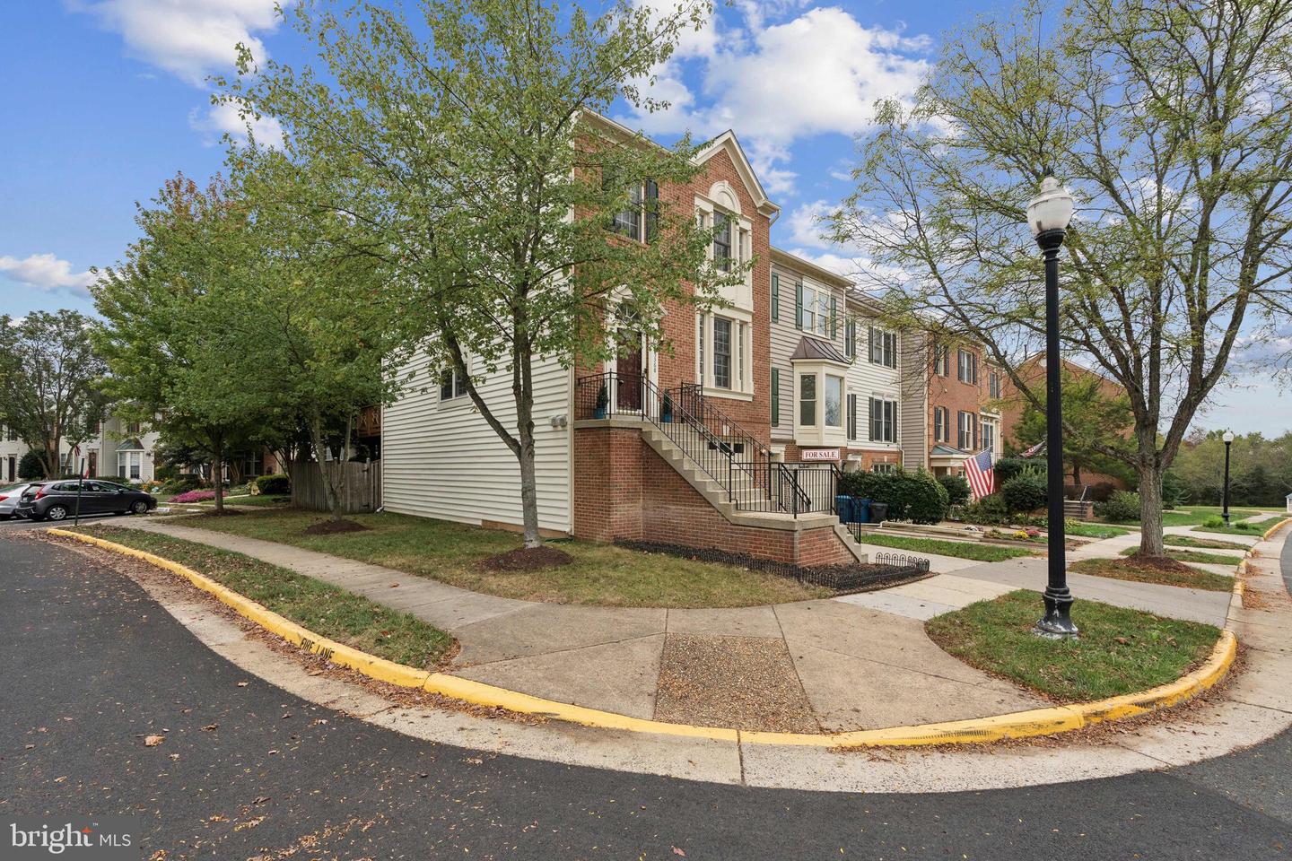 25368 HERRING CREEK DR, CHANTILLY, Virginia 20152, 3 Bedrooms Bedrooms, ,2 BathroomsBathrooms,Residential,For sale,25368 HERRING CREEK DR,VALO2106292 MLS # VALO2106292