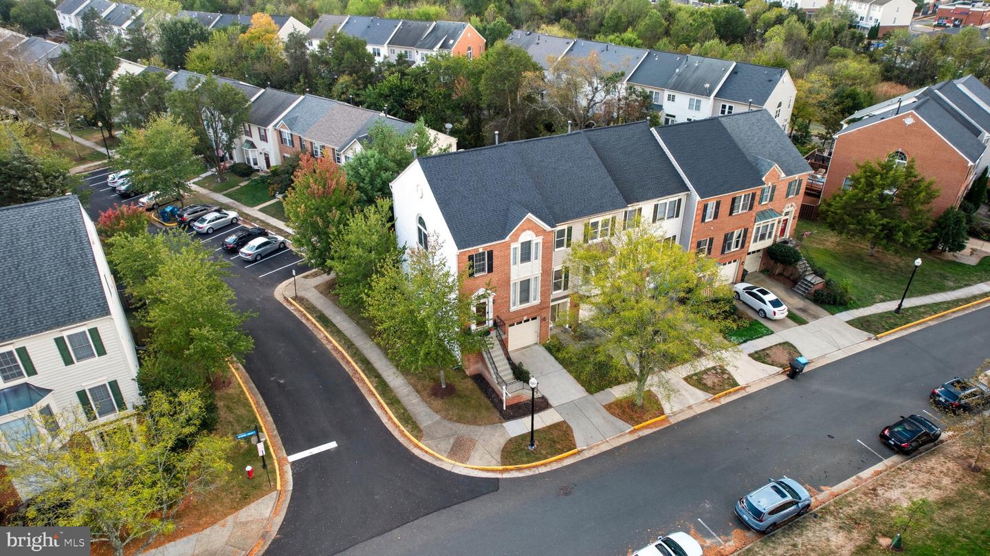 25368 HERRING CREEK DR, CHANTILLY, Virginia 20152, 3 Bedrooms Bedrooms, ,2 BathroomsBathrooms,Residential,For sale,25368 HERRING CREEK DR,VALO2106292 MLS # VALO2106292