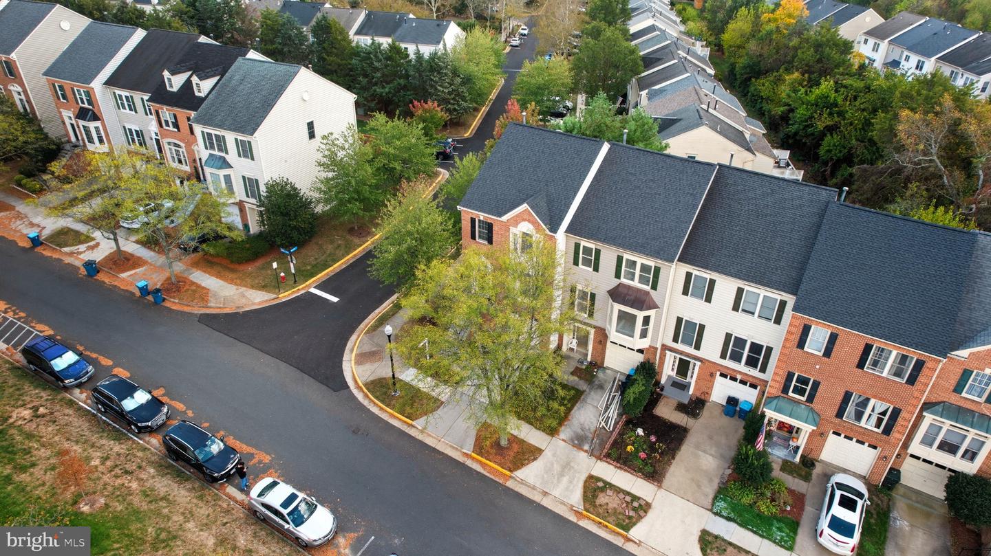 25368 HERRING CREEK DR, CHANTILLY, Virginia 20152, 3 Bedrooms Bedrooms, ,2 BathroomsBathrooms,Residential,For sale,25368 HERRING CREEK DR,VALO2106292 MLS # VALO2106292