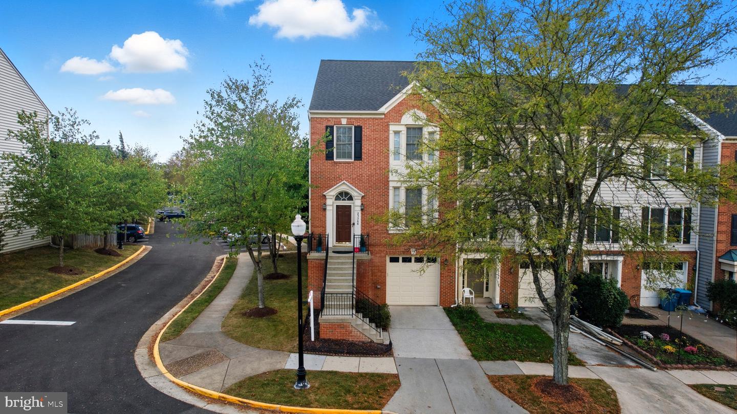 25368 HERRING CREEK DR, CHANTILLY, Virginia 20152, 3 Bedrooms Bedrooms, ,2 BathroomsBathrooms,Residential,For sale,25368 HERRING CREEK DR,VALO2106292 MLS # VALO2106292