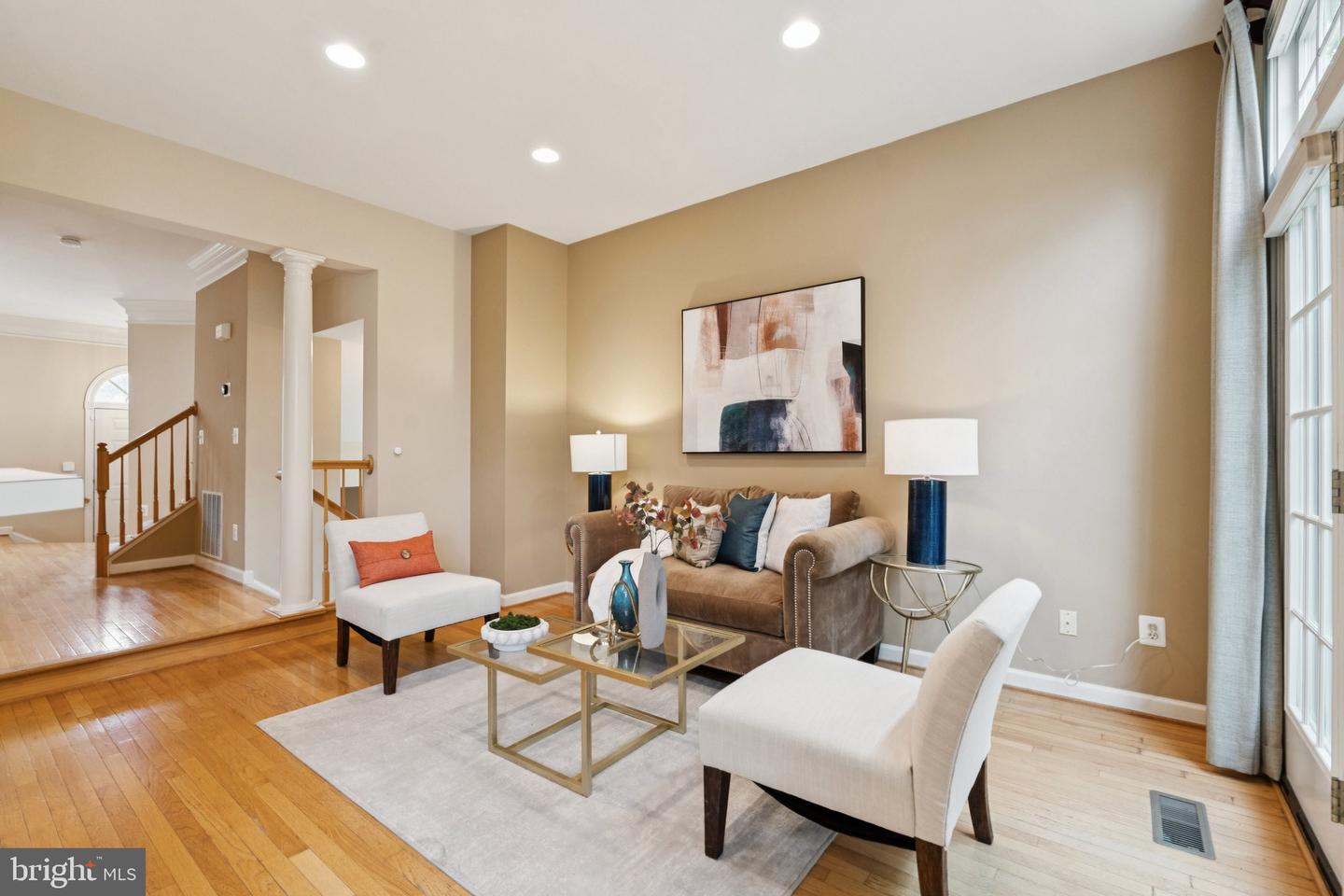 25368 HERRING CREEK DR, CHANTILLY, Virginia 20152, 3 Bedrooms Bedrooms, ,2 BathroomsBathrooms,Residential,For sale,25368 HERRING CREEK DR,VALO2106292 MLS # VALO2106292