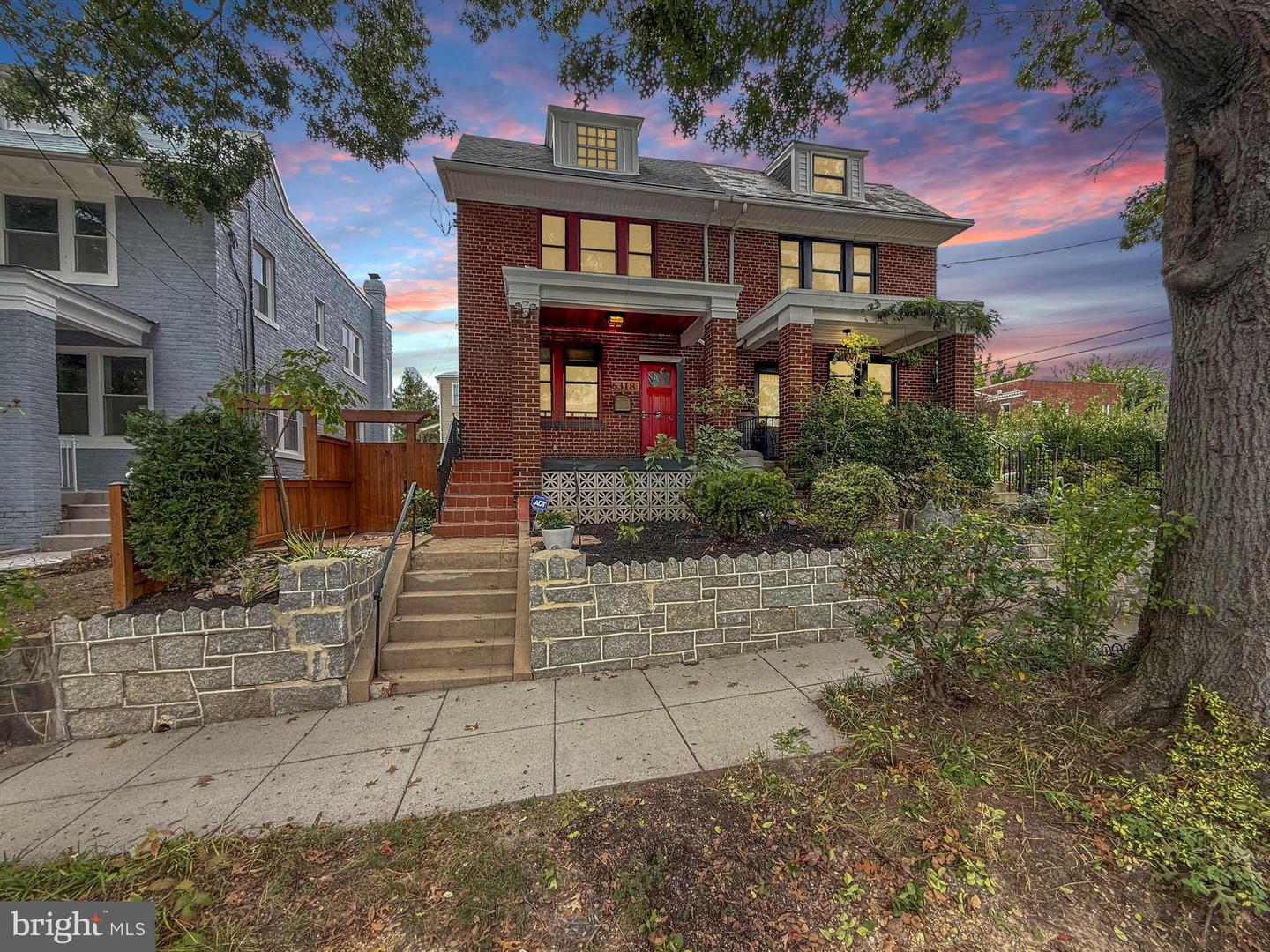 6318 8TH ST NW, WASHINGTON, District Of Columbia 20011, 4 Bedrooms Bedrooms, ,3 BathroomsBathrooms,Residential,For sale,6318 8TH ST NW,DCDC2221340 MLS # DCDC2221340