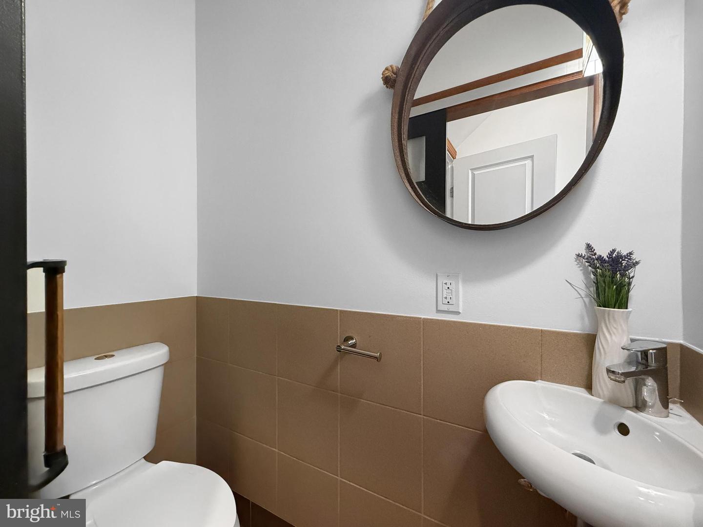 6318 8TH ST NW, WASHINGTON, District Of Columbia 20011, 4 Bedrooms Bedrooms, ,3 BathroomsBathrooms,Residential,For sale,6318 8TH ST NW,DCDC2221340 MLS # DCDC2221340