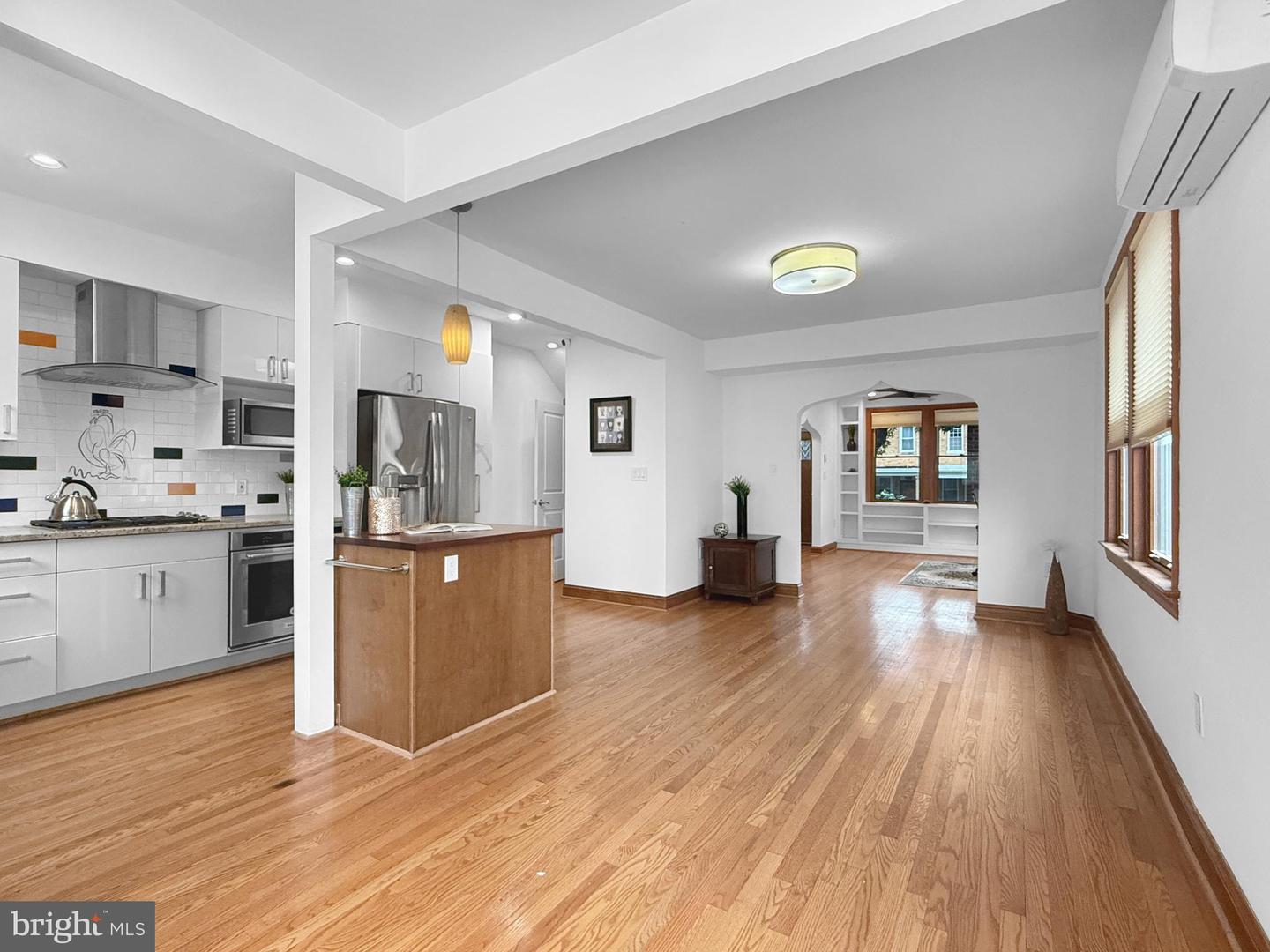 6318 8TH ST NW, WASHINGTON, District Of Columbia 20011, 4 Bedrooms Bedrooms, ,3 BathroomsBathrooms,Residential,For sale,6318 8TH ST NW,DCDC2221340 MLS # DCDC2221340