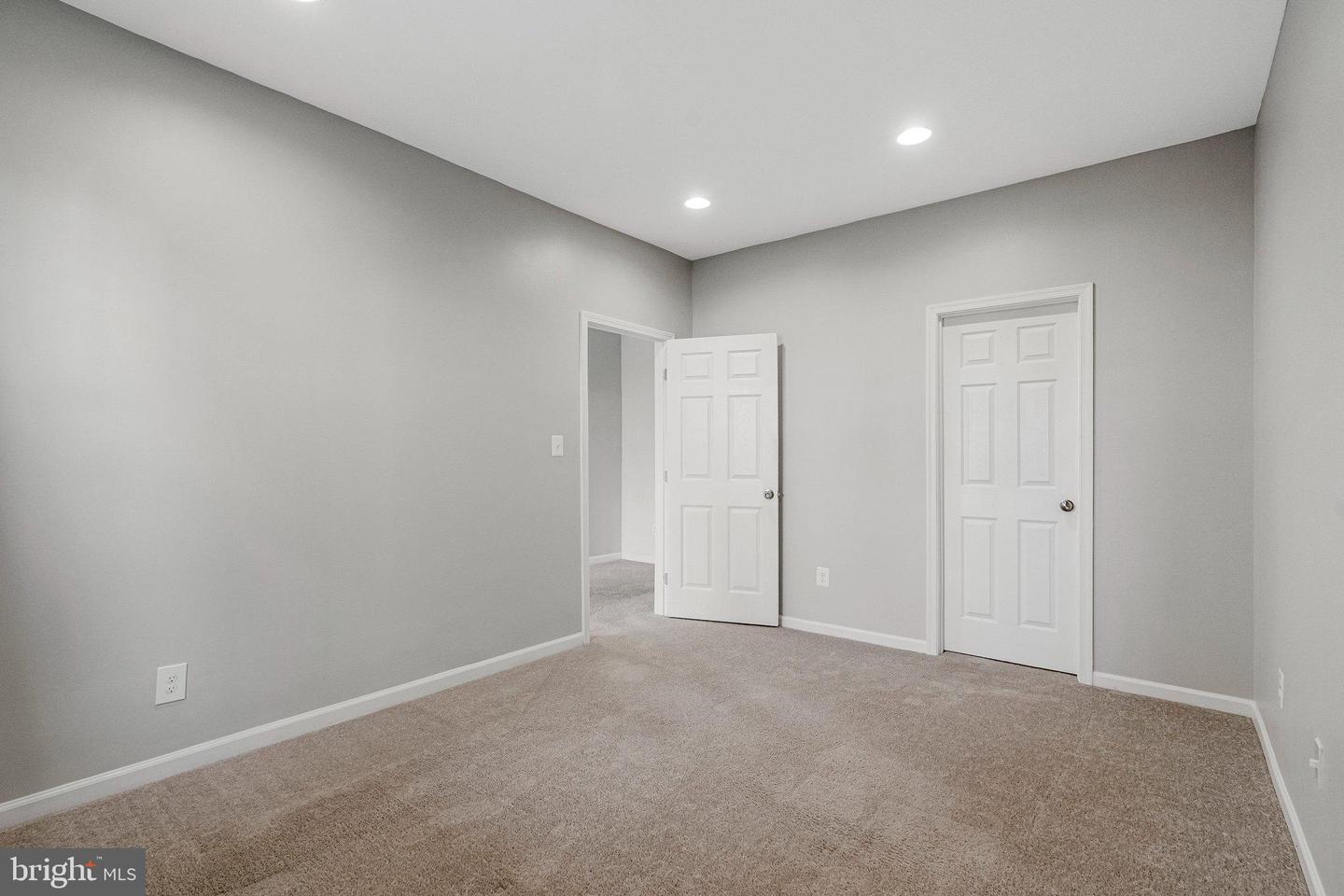 227 UPPER BROOK, PURCELLVILLE, Virginia 20132, 4 Bedrooms Bedrooms, 15 Rooms Rooms,3 BathroomsBathrooms,Residential,For sale,227 UPPER BROOK,VALO2106676 MLS # VALO2106676