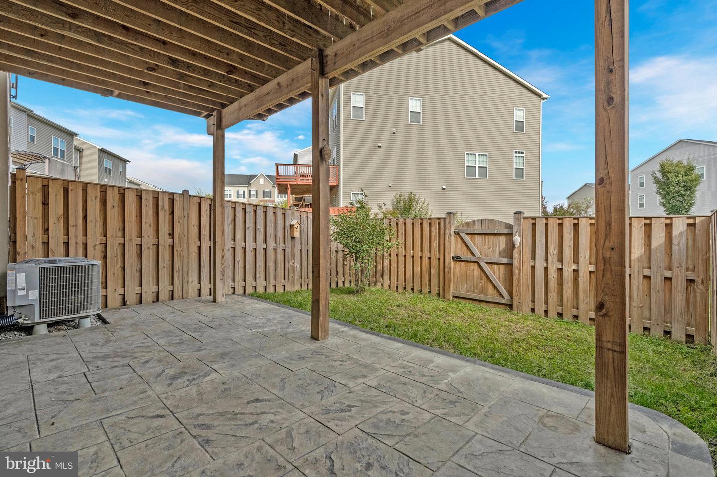 227 UPPER BROOK, PURCELLVILLE, Virginia 20132, 4 Bedrooms Bedrooms, 15 Rooms Rooms,3 BathroomsBathrooms,Residential,For sale,227 UPPER BROOK,VALO2106676 MLS # VALO2106676