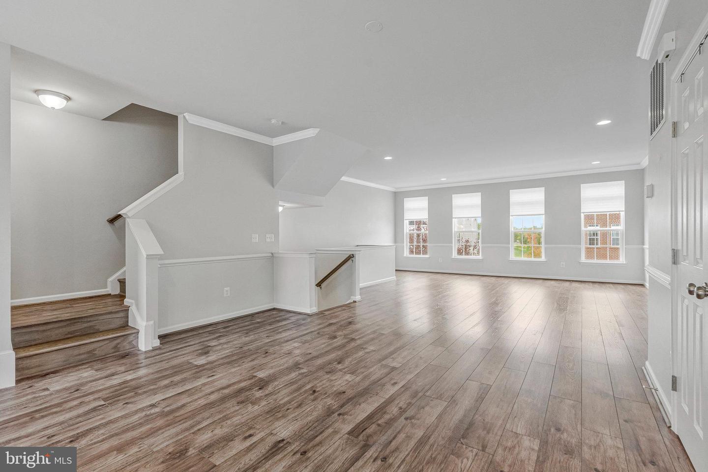 227 UPPER BROOK, PURCELLVILLE, Virginia 20132, 4 Bedrooms Bedrooms, 15 Rooms Rooms,3 BathroomsBathrooms,Residential,For sale,227 UPPER BROOK,VALO2106676 MLS # VALO2106676