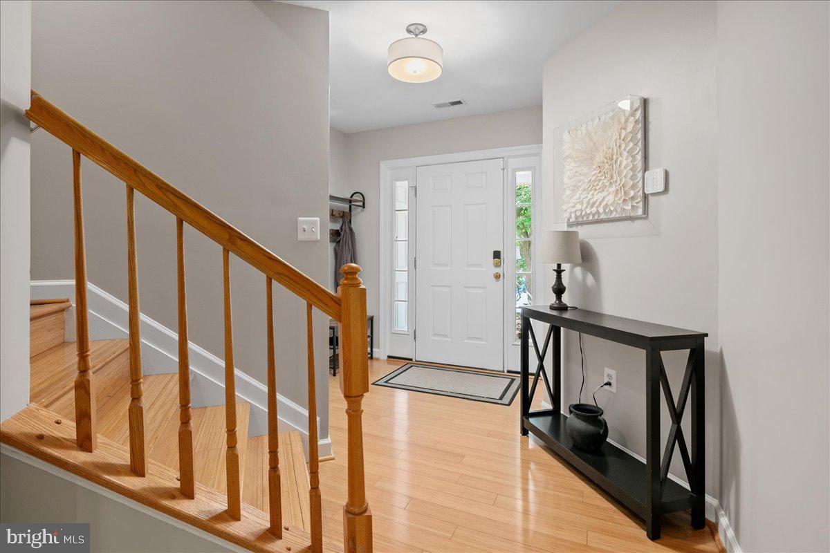 6347 SIMMER CIR, SPRINGFIELD, Virginia 22150, 3 Bedrooms Bedrooms, ,2 BathroomsBathrooms,Residential,For sale,6347 SIMMER CIR,VAFX2267164 MLS # VAFX2267164