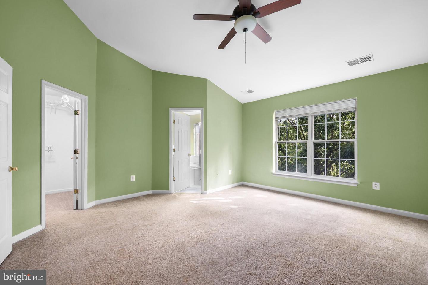 15707 PALERMO TER, WOODBRIDGE, Virginia 22191, 3 Bedrooms Bedrooms, ,3 BathroomsBathrooms,Residential,For sale,15707 PALERMO TER,VAPW2104040 MLS # VAPW2104040