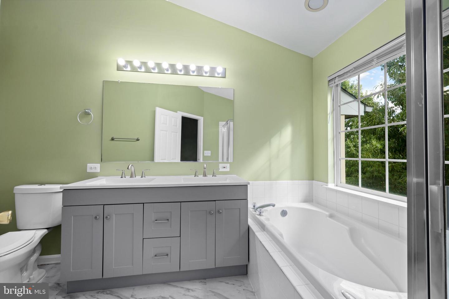 15707 PALERMO TER, WOODBRIDGE, Virginia 22191, 3 Bedrooms Bedrooms, ,3 BathroomsBathrooms,Residential,For sale,15707 PALERMO TER,VAPW2104040 MLS # VAPW2104040