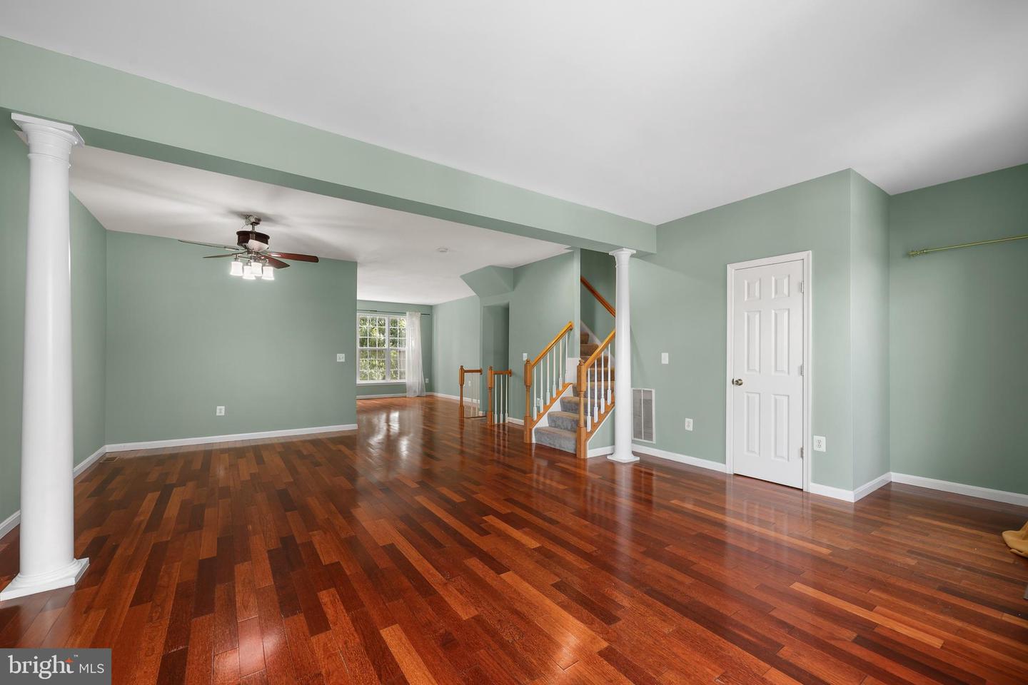 15707 PALERMO TER, WOODBRIDGE, Virginia 22191, 3 Bedrooms Bedrooms, ,3 BathroomsBathrooms,Residential,For sale,15707 PALERMO TER,VAPW2104040 MLS # VAPW2104040
