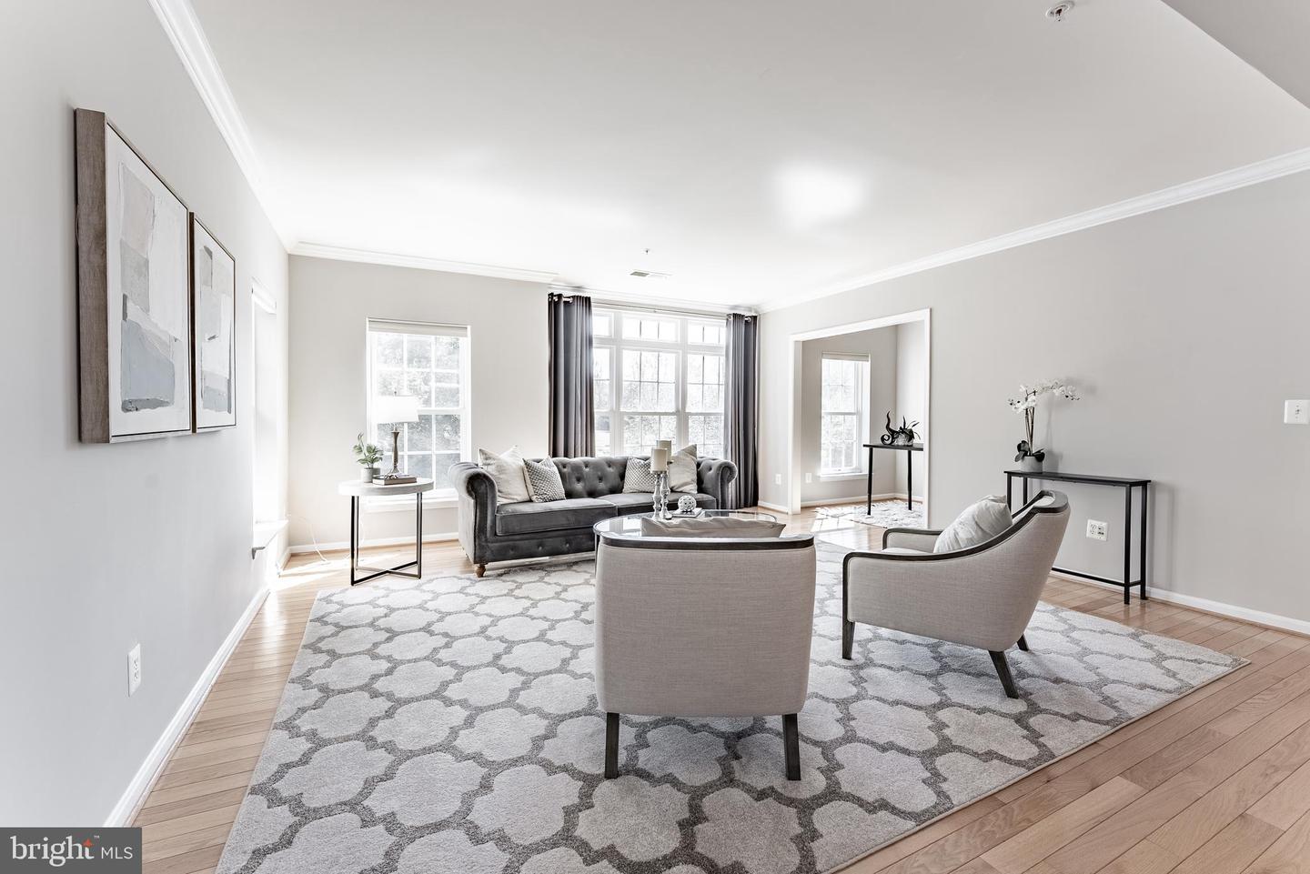 4579 WHITTEMORE PL #1242, FAIRFAX, Virginia 22030, 3 Bedrooms Bedrooms, ,2 BathroomsBathrooms,Residential,For sale,4579 WHITTEMORE PL #1242,VAFX2267328 MLS # VAFX2267328