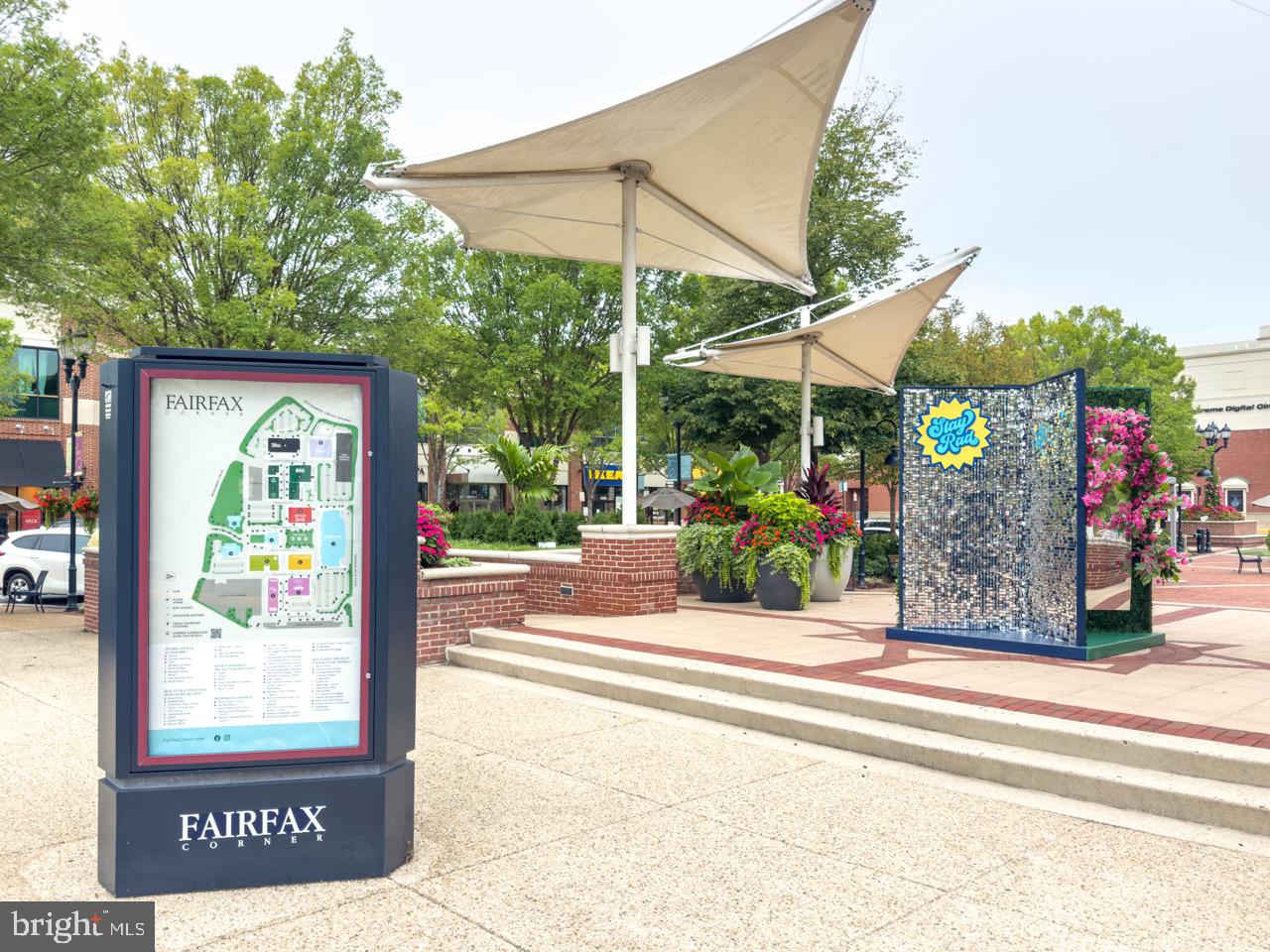 4579 WHITTEMORE PL #1242, FAIRFAX, Virginia 22030, 3 Bedrooms Bedrooms, ,2 BathroomsBathrooms,Residential,For sale,4579 WHITTEMORE PL #1242,VAFX2267328 MLS # VAFX2267328