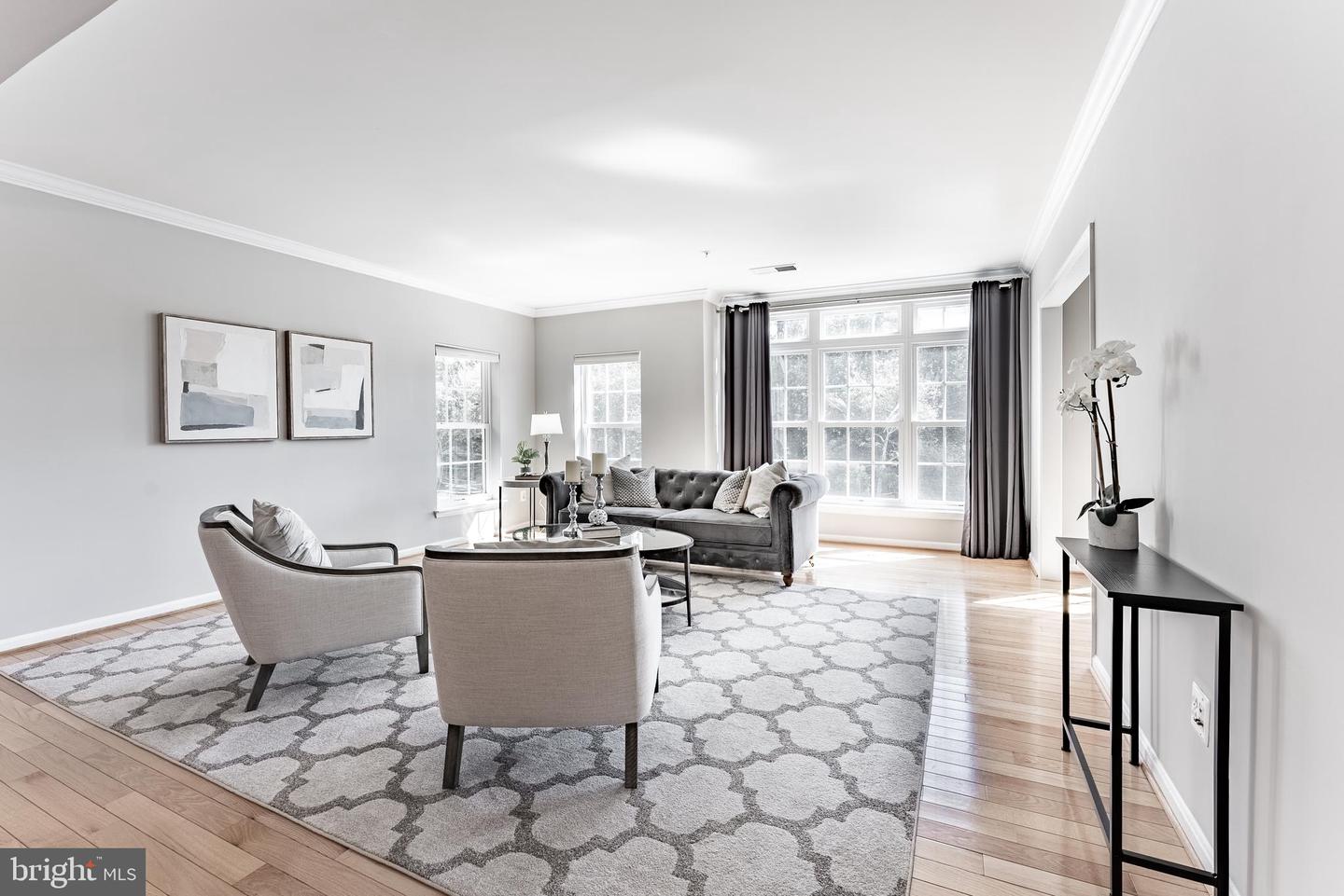 4579 WHITTEMORE PL #1242, FAIRFAX, Virginia 22030, 3 Bedrooms Bedrooms, ,2 BathroomsBathrooms,Residential,For sale,4579 WHITTEMORE PL #1242,VAFX2267328 MLS # VAFX2267328