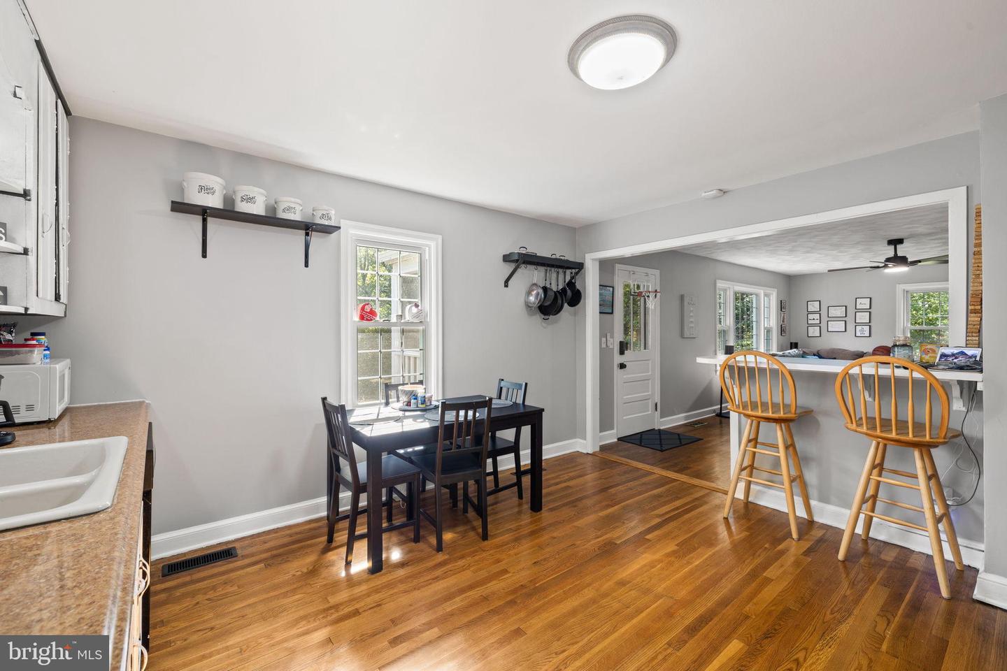 4440 DUMFRIES RD, CATLETT, Virginia 20119, 3 Bedrooms Bedrooms, 4 Rooms Rooms,1 BathroomBathrooms,Residential,For sale,4440 DUMFRIES RD,VAFQ2018342 MLS # VAFQ2018342