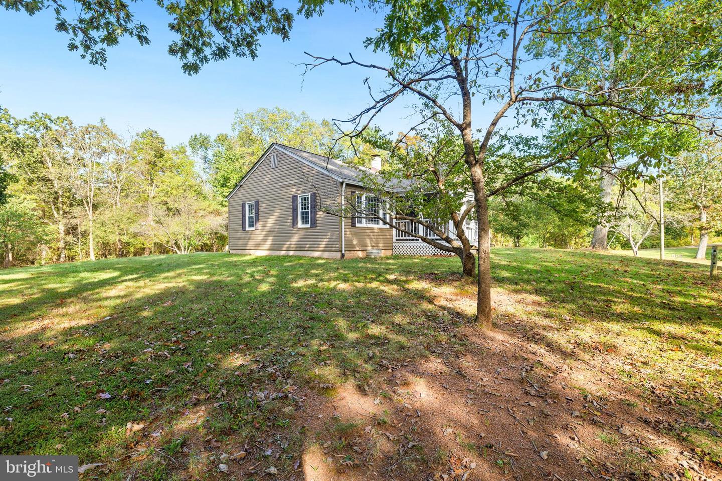 4440 DUMFRIES RD, CATLETT, Virginia 20119, 3 Bedrooms Bedrooms, 4 Rooms Rooms,1 BathroomBathrooms,Residential,For sale,4440 DUMFRIES RD,VAFQ2018342 MLS # VAFQ2018342