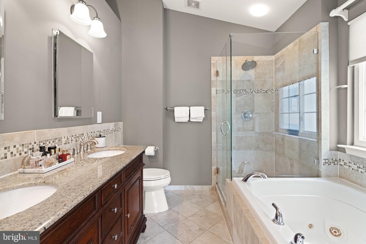 9305 SHANNON ST, MANASSAS PARK, Virginia 20111, 3 Bedrooms Bedrooms, ,3 BathroomsBathrooms,Residential,For sale,9305 SHANNON ST,VAMP2003332 MLS # VAMP2003332