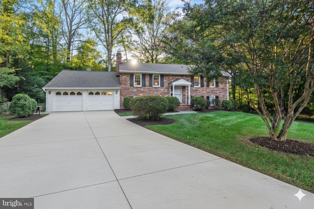 8929 CHELTONHAM PL, ANNANDALE, Virginia 22003, 4 Bedrooms Bedrooms, ,3 BathroomsBathrooms,Residential,For sale,8929 CHELTONHAM PL,VAFX2267950 MLS # VAFX2267950