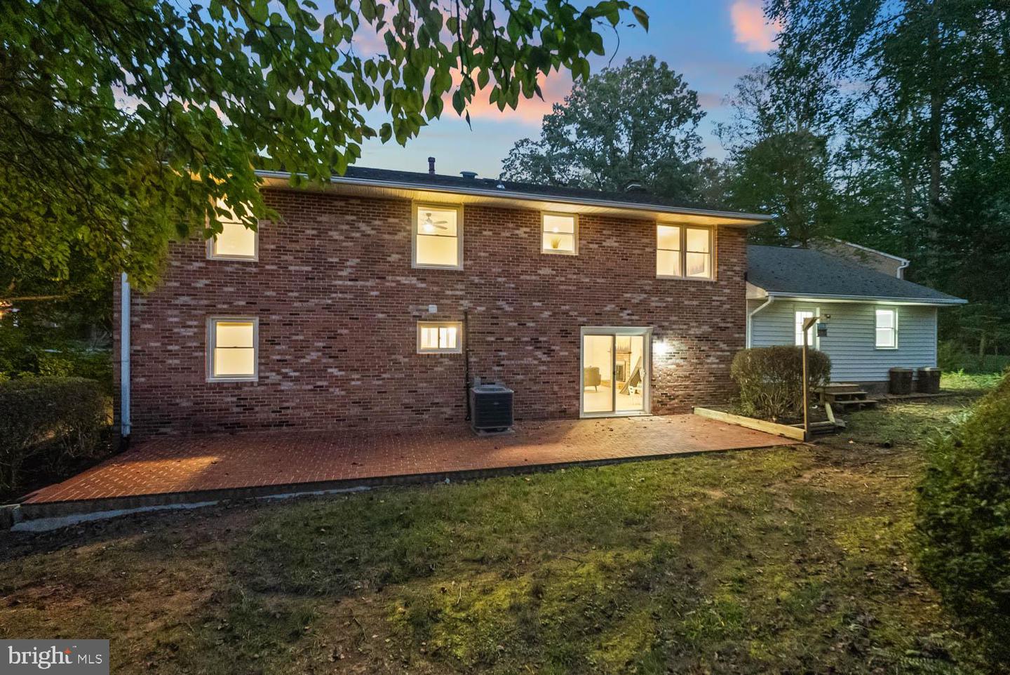 8929 CHELTONHAM PL, ANNANDALE, Virginia 22003, 4 Bedrooms Bedrooms, ,3 BathroomsBathrooms,Residential,For sale,8929 CHELTONHAM PL,VAFX2267950 MLS # VAFX2267950