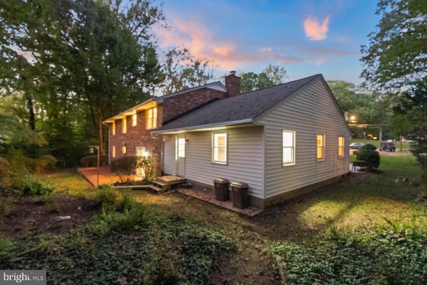 8929 CHELTONHAM PL, ANNANDALE, Virginia 22003, 4 Bedrooms Bedrooms, ,3 BathroomsBathrooms,Residential,For sale,8929 CHELTONHAM PL,VAFX2267950 MLS # VAFX2267950