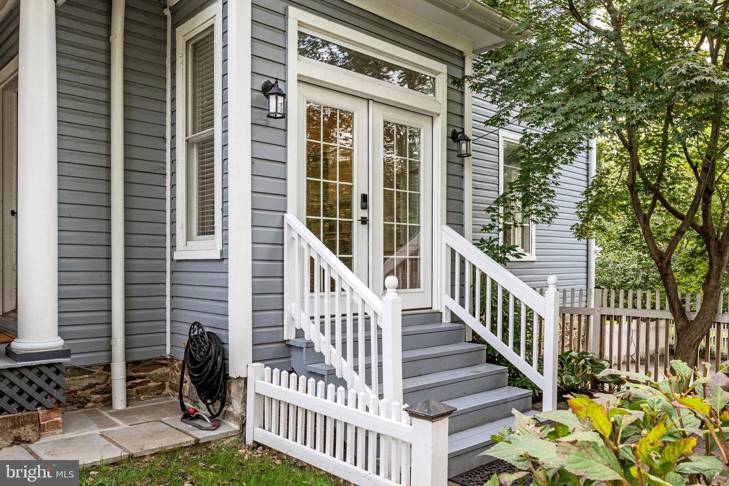 250 W MAIN ST, PURCELLVILLE, Virginia 20132, 5 Bedrooms Bedrooms, ,3 BathroomsBathrooms,Residential,For sale,250 W MAIN ST,VALO2107082 MLS # VALO2107082