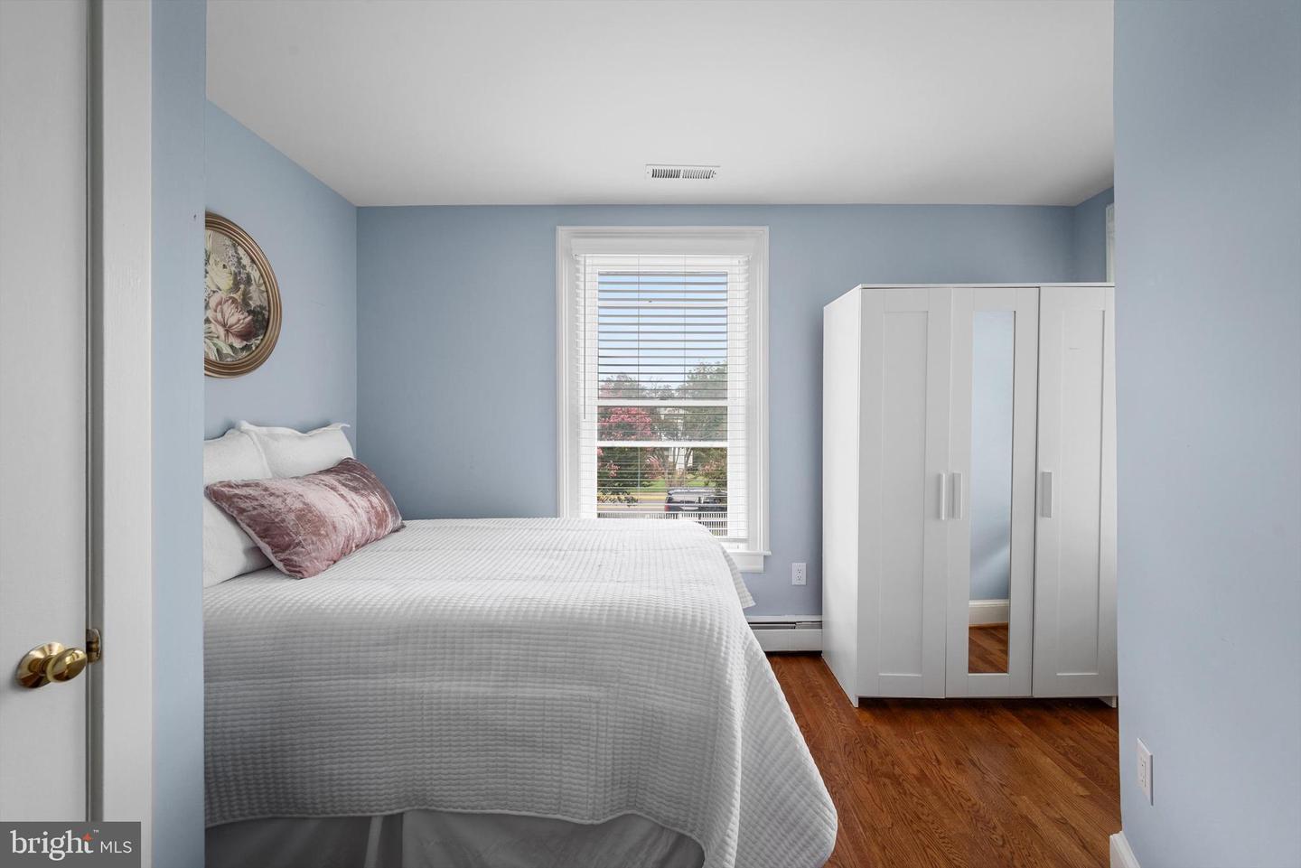 250 W MAIN ST, PURCELLVILLE, Virginia 20132, 5 Bedrooms Bedrooms, ,3 BathroomsBathrooms,Residential,For sale,250 W MAIN ST,VALO2107082 MLS # VALO2107082
