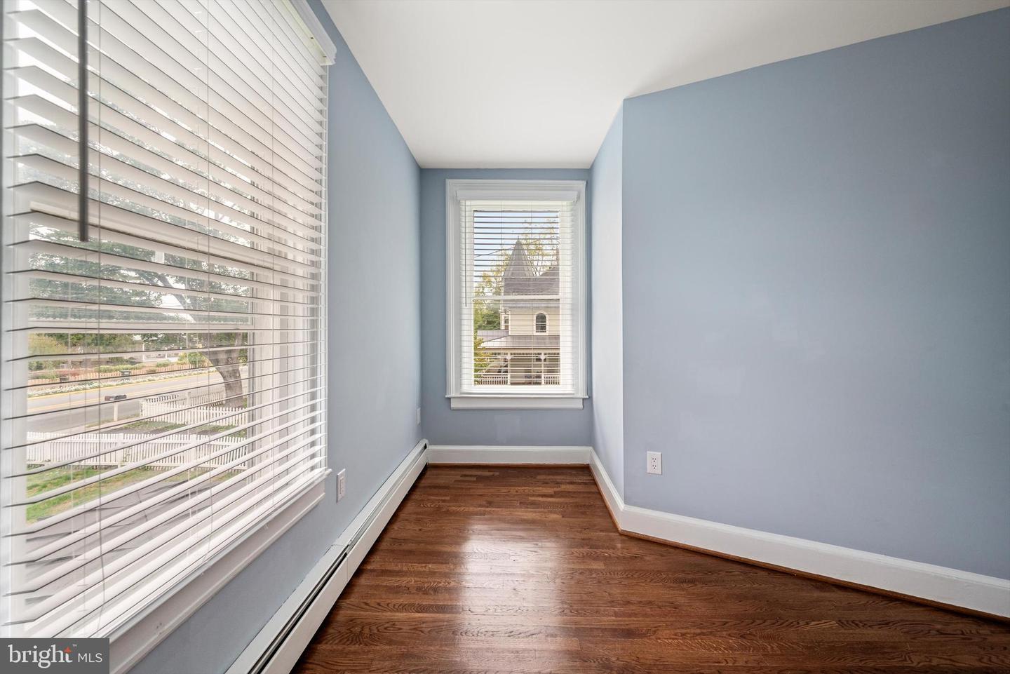 250 W MAIN ST, PURCELLVILLE, Virginia 20132, 5 Bedrooms Bedrooms, ,3 BathroomsBathrooms,Residential,For sale,250 W MAIN ST,VALO2107082 MLS # VALO2107082