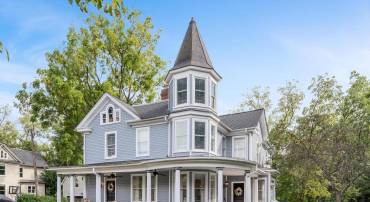 250 W MAIN ST, PURCELLVILLE, Virginia 20132, 5 Bedrooms Bedrooms, ,3 BathroomsBathrooms,Residential,For sale,250 W MAIN ST,VALO2107082 MLS # VALO2107082