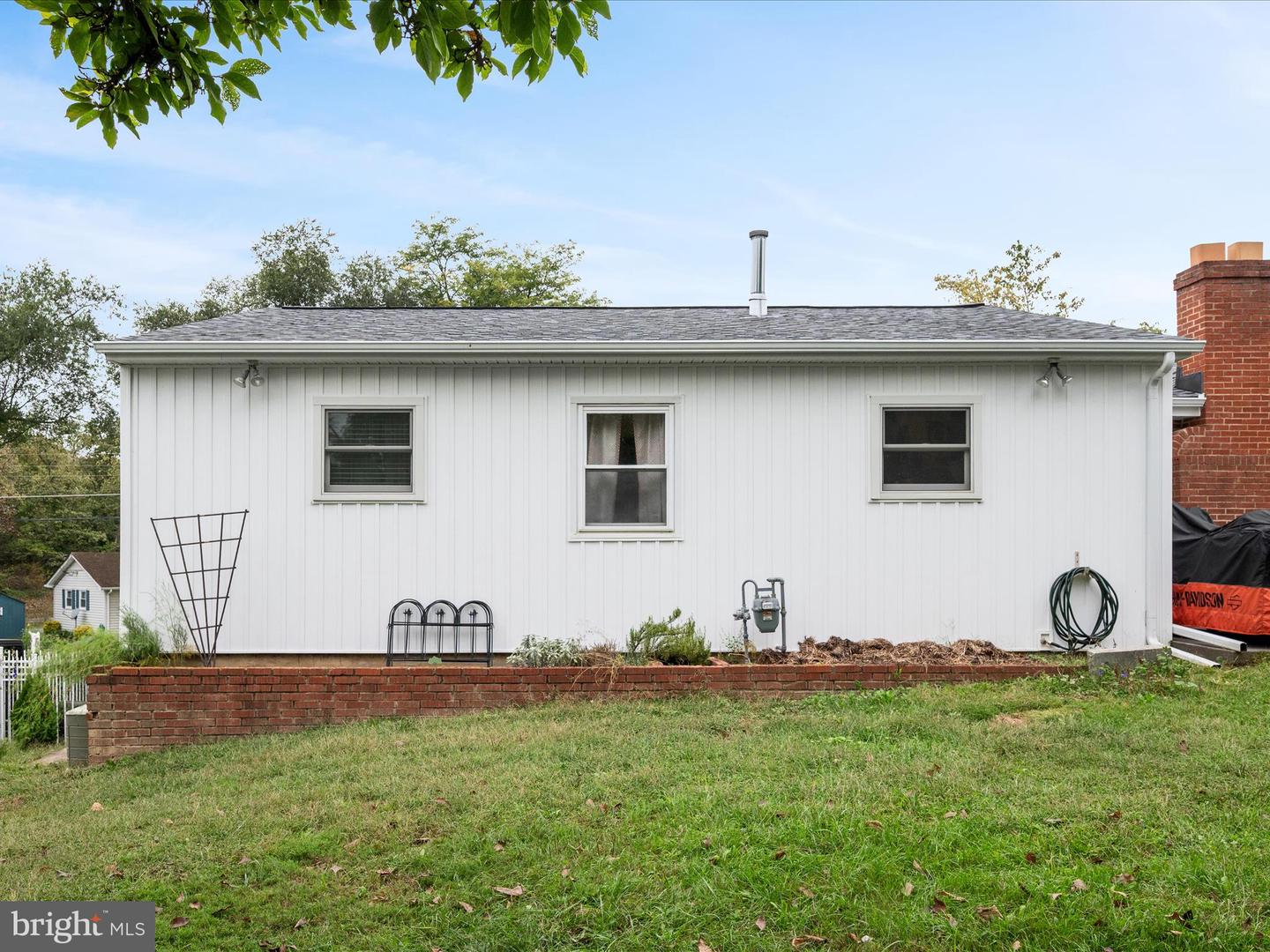 387 E PALL MALL ST, WINCHESTER, Virginia 22601, 3 Bedrooms Bedrooms, ,1 BathroomBathrooms,Residential,For sale,387 E PALL MALL ST,VAWI2009096 MLS # VAWI2009096