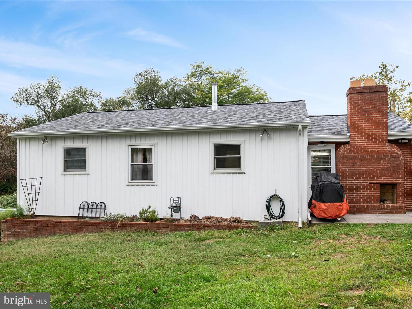 387 E PALL MALL ST, WINCHESTER, Virginia 22601, 3 Bedrooms Bedrooms, ,1 BathroomBathrooms,Residential,For sale,387 E PALL MALL ST,VAWI2009096 MLS # VAWI2009096