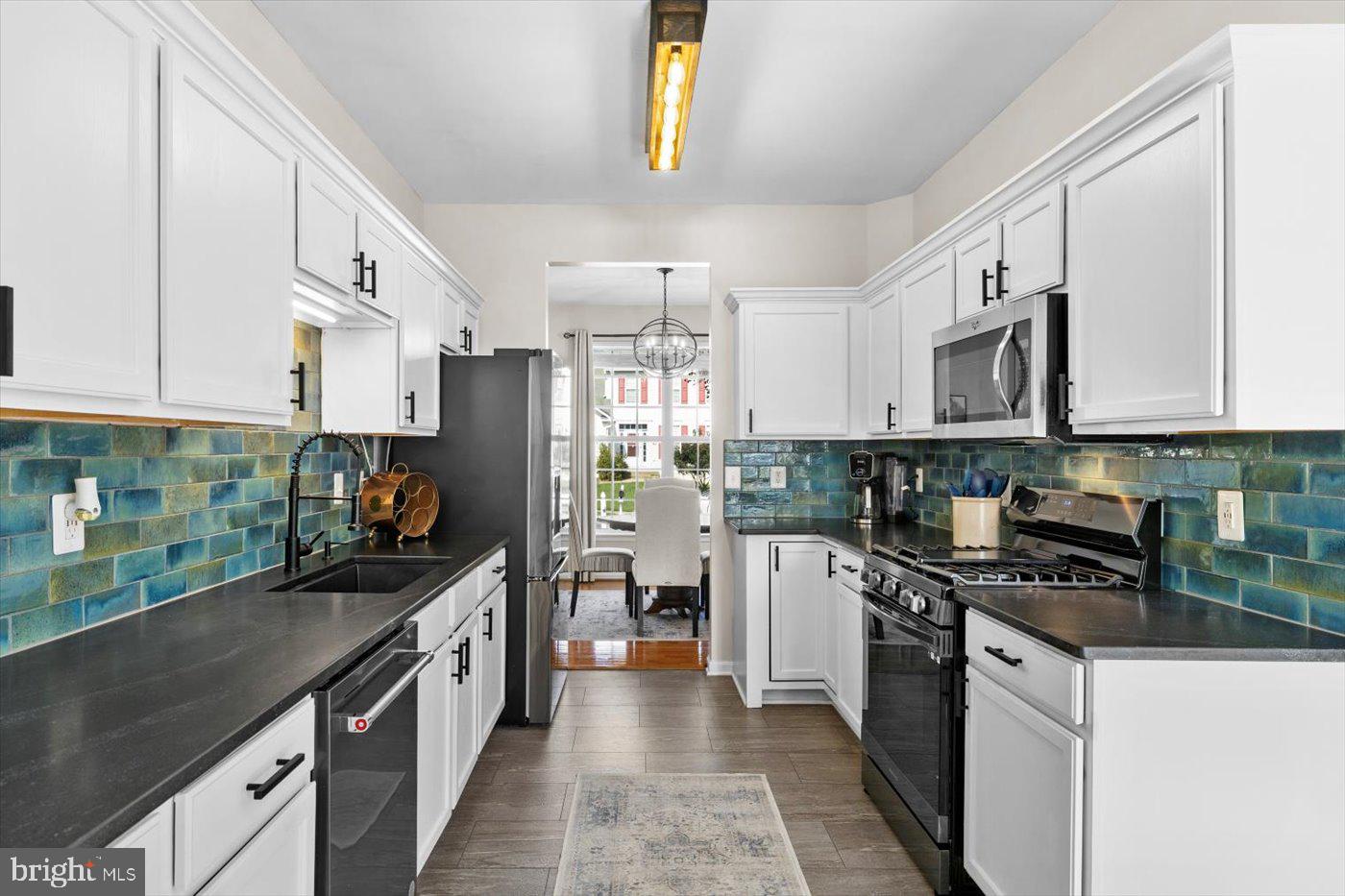 6201 HOT SPRING LN, FREDERICKSBURG, Virginia 22407, 3 Bedrooms Bedrooms, 14 Rooms Rooms,2 BathroomsBathrooms,Residential,For sale,6201 HOT SPRING LN,VASP2036334 MLS # VASP2036334