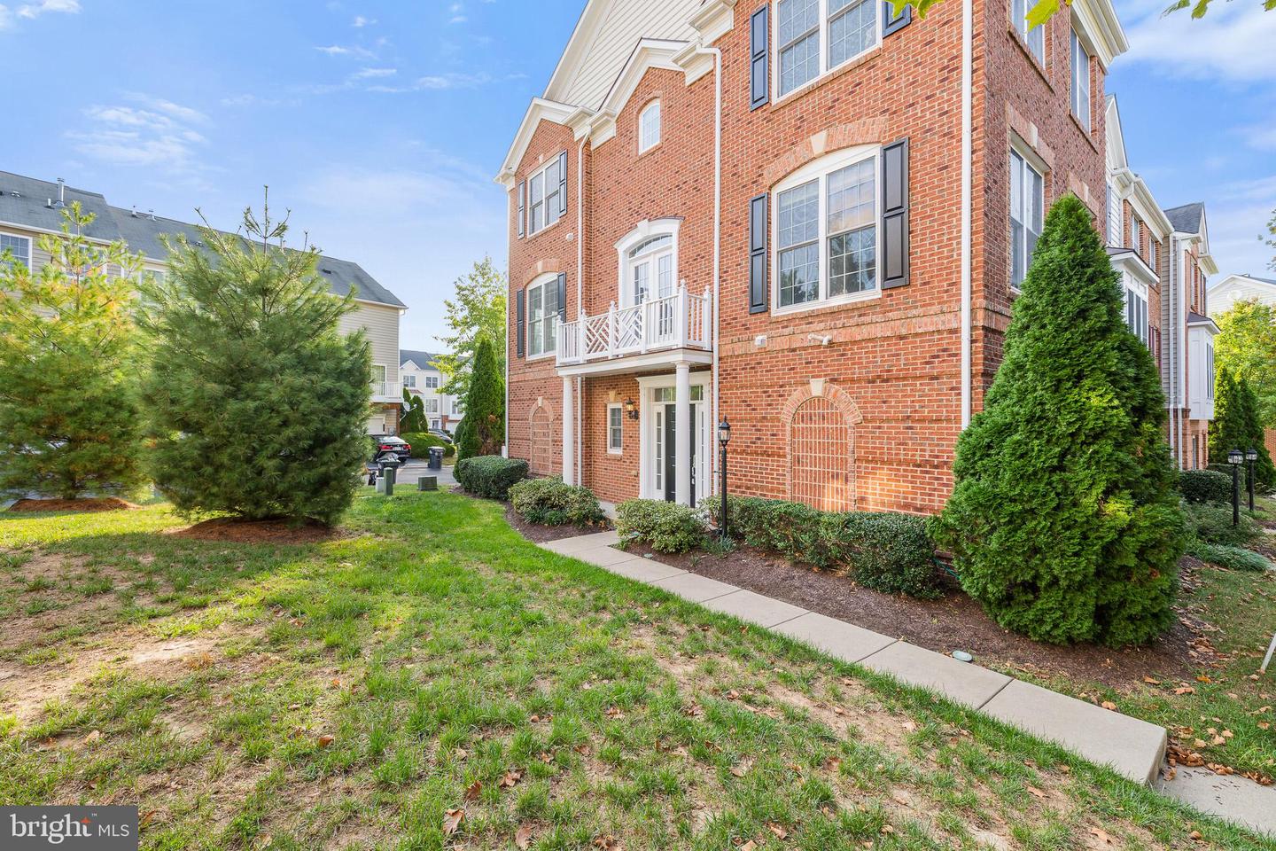 14819 POTOMAC BRANCH DR, WOODBRIDGE, Virginia 22191, 3 Bedrooms Bedrooms, ,2 BathroomsBathrooms,Residential,For sale,14819 POTOMAC BRANCH DR,VAPW2104310 MLS # VAPW2104310